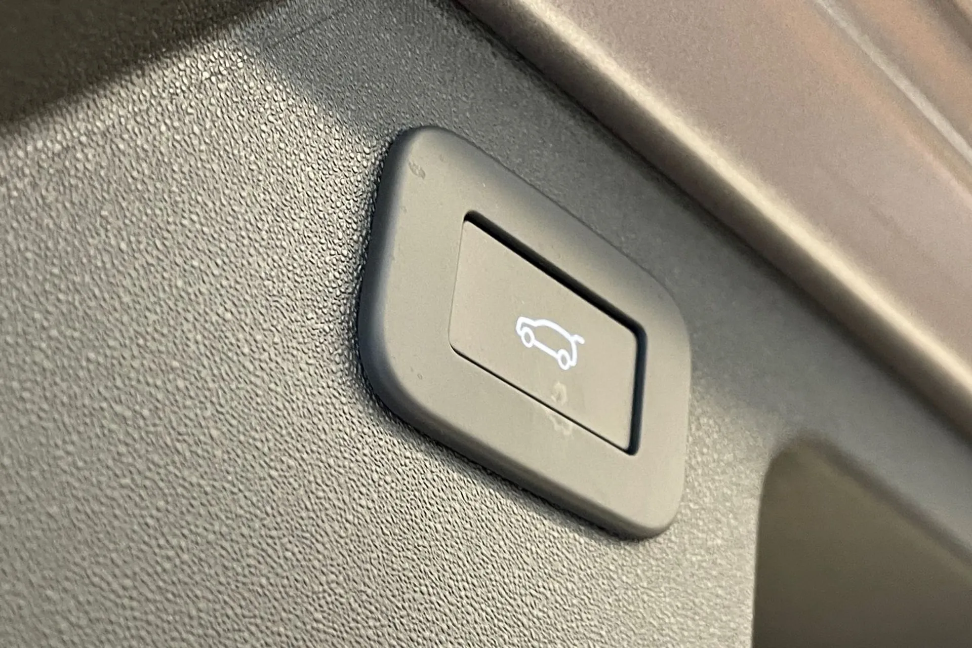 LAND ROVER DISCOVERY SPORT thumbnail image number 42