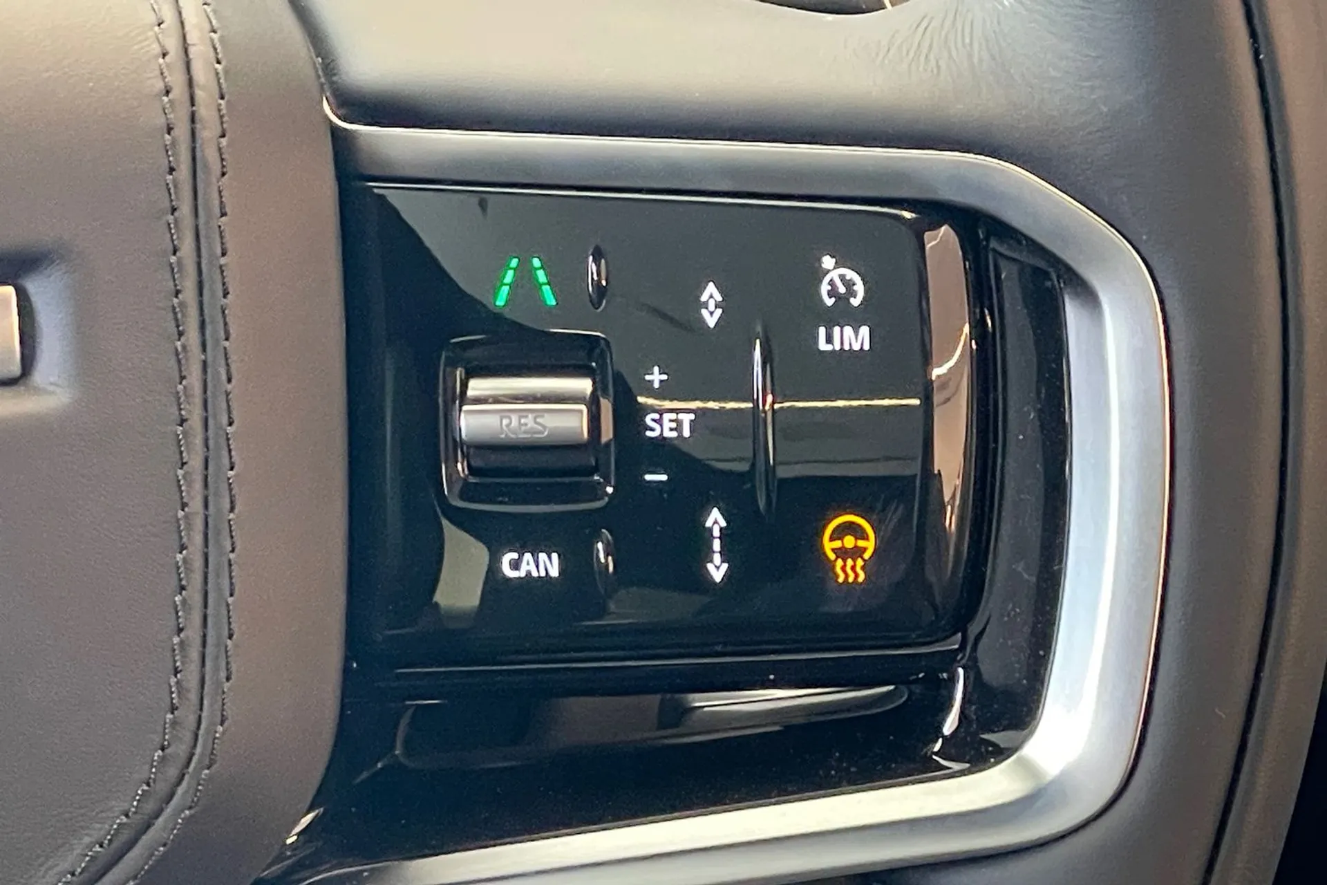 LAND ROVER DISCOVERY SPORT thumbnail image number 29
