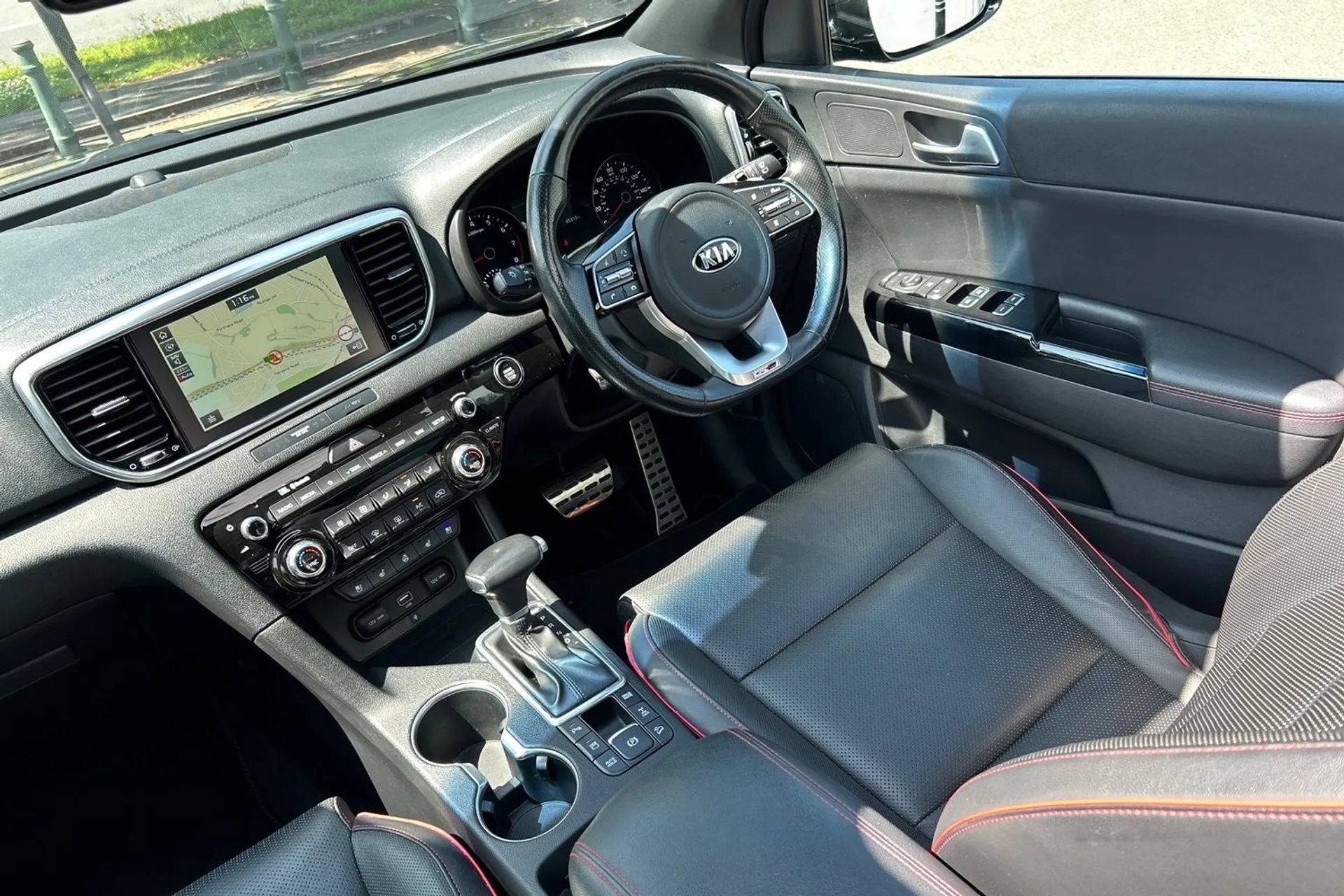 KIA SPORTAGE thumbnail image number 34