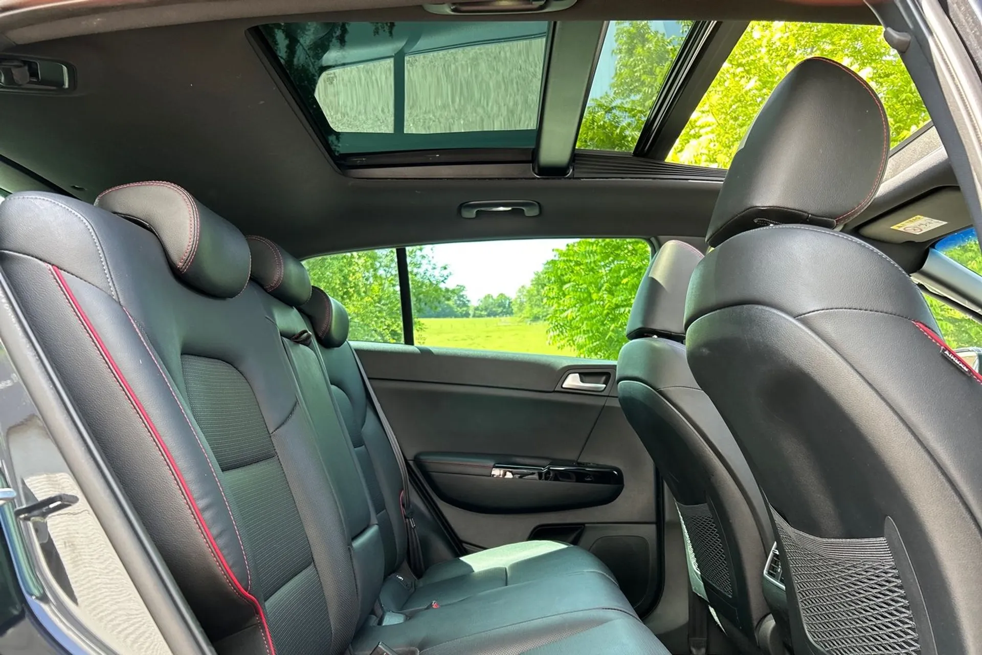 KIA SPORTAGE thumbnail image number 17