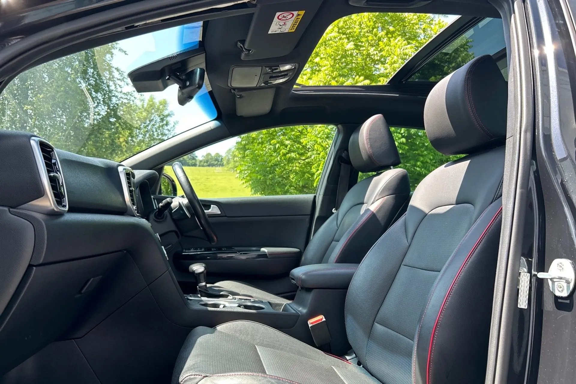 KIA SPORTAGE thumbnail image number 11