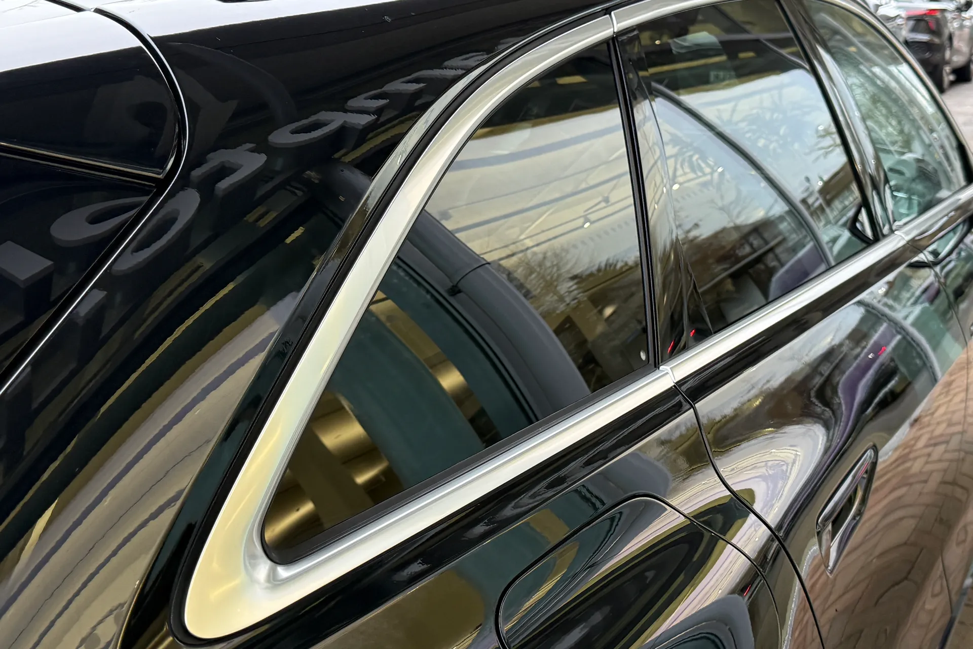 Audi A5 thumbnail image number 31