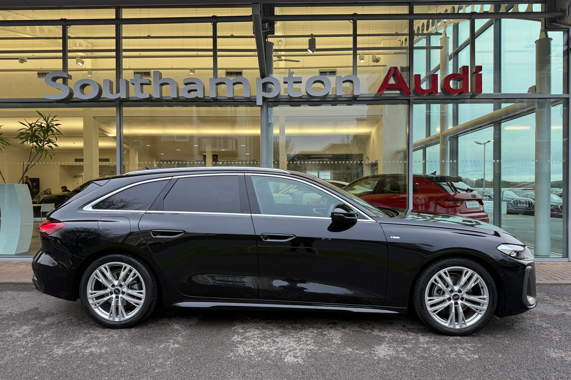 Audi A5 thumbnail image number 2