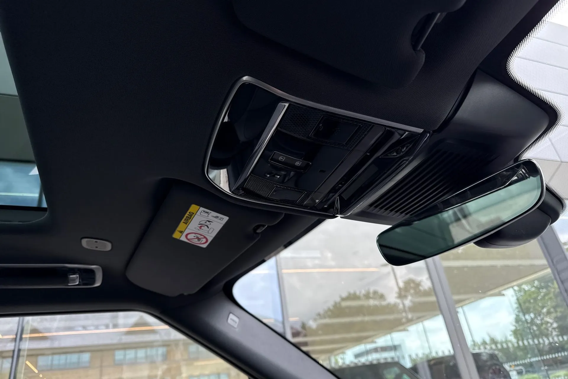 LAND ROVER RANGE ROVER SPORT thumbnail image number 53