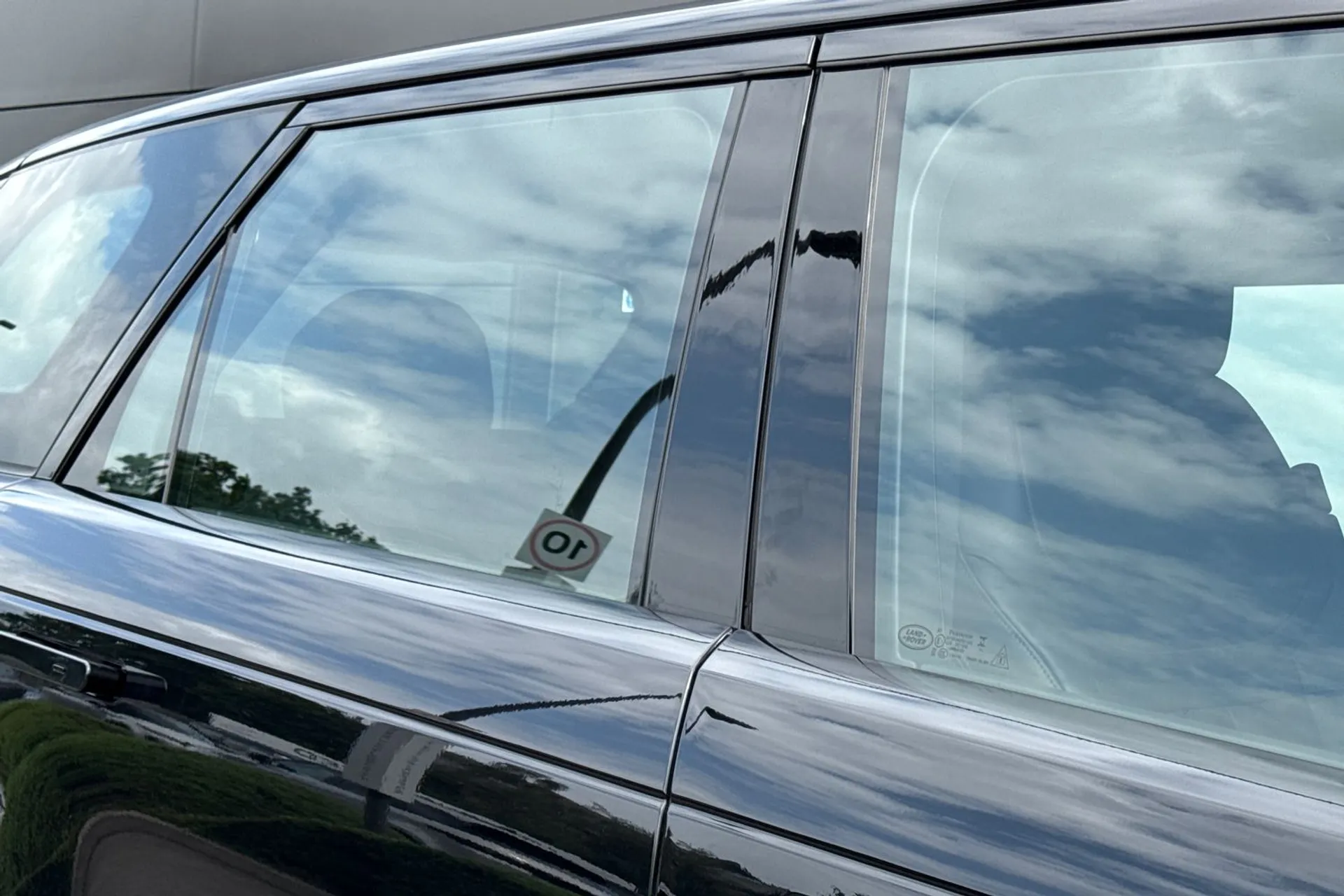 LAND ROVER RANGE ROVER SPORT thumbnail image number 31