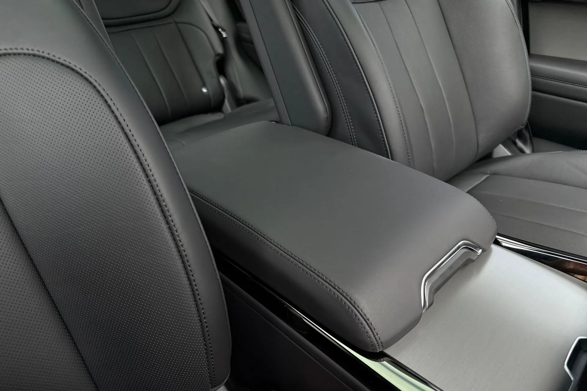 LAND ROVER RANGE ROVER SPORT thumbnail image number 18