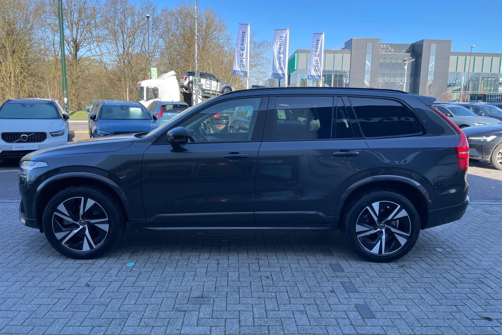 Volvo XC90 thumbnail image number 12