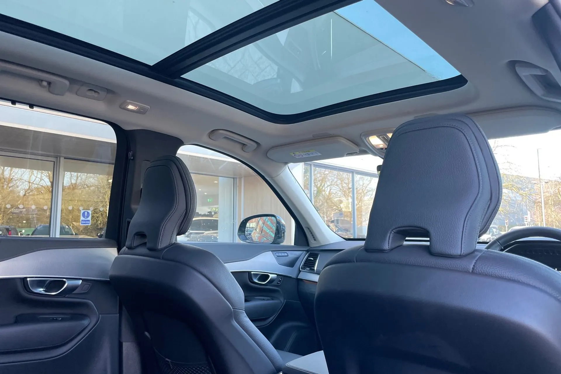 Volvo XC90 thumbnail image number 26