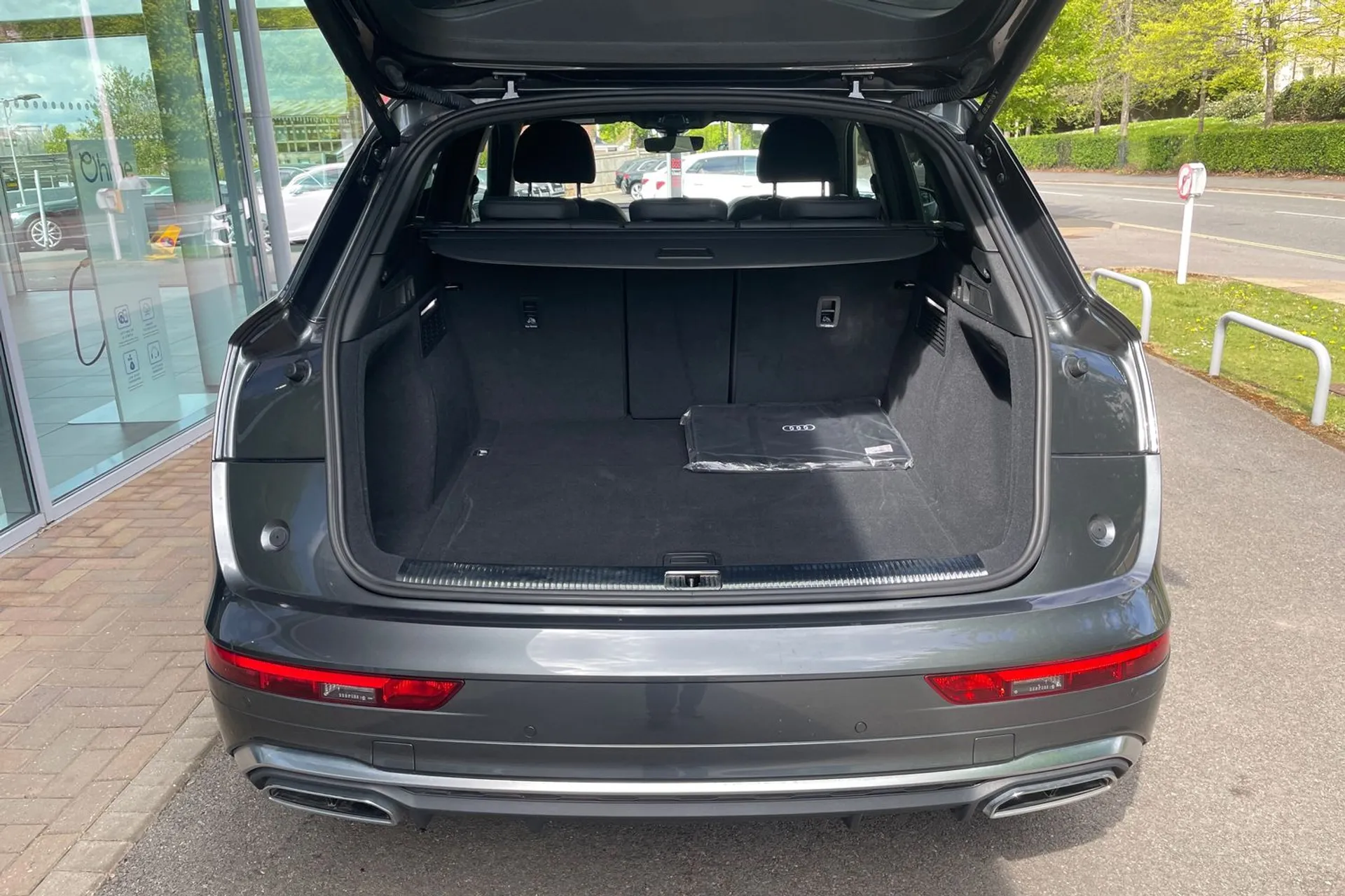 Audi Q5 thumbnail image number 18