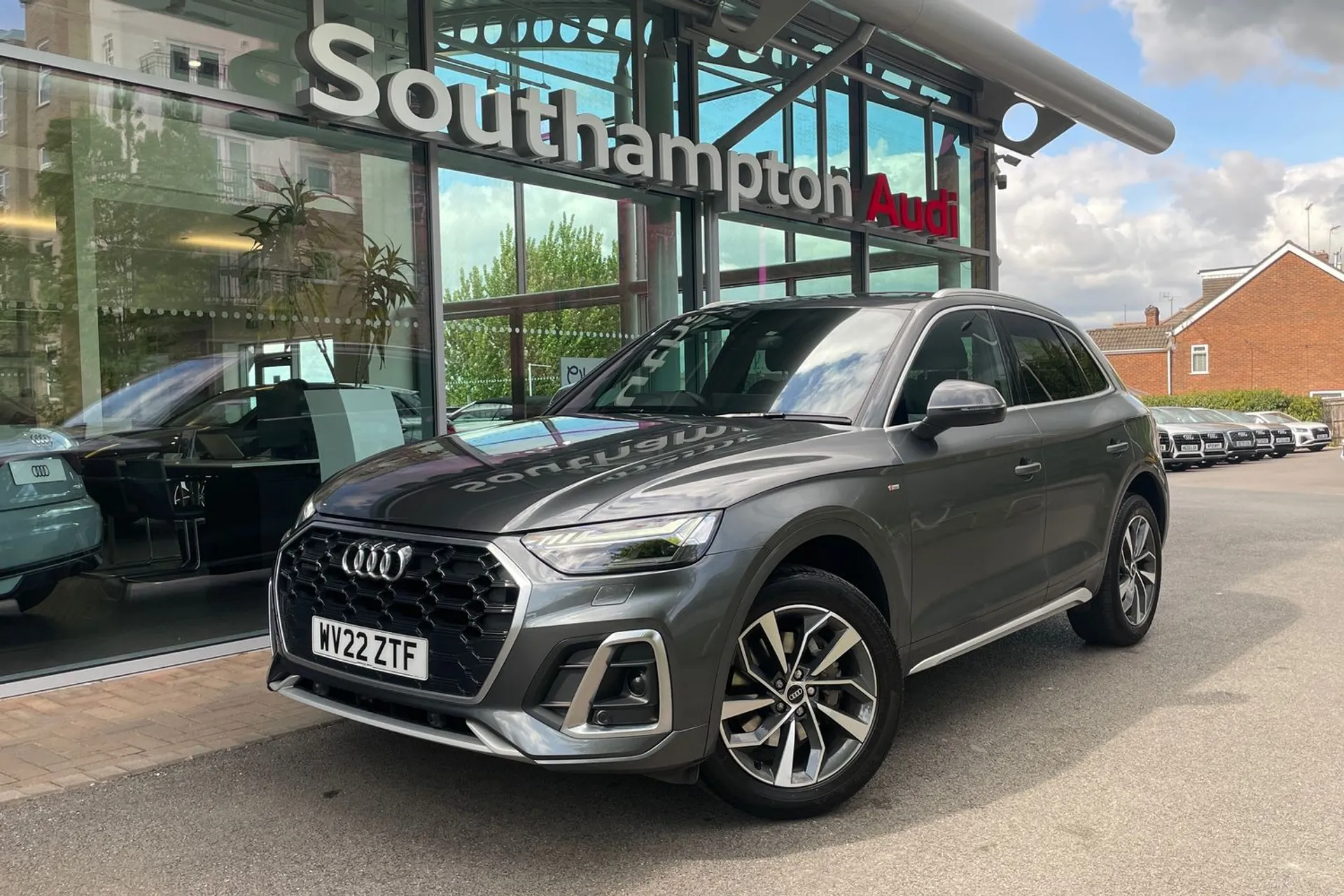 Audi Q5 thumbnail image number 9