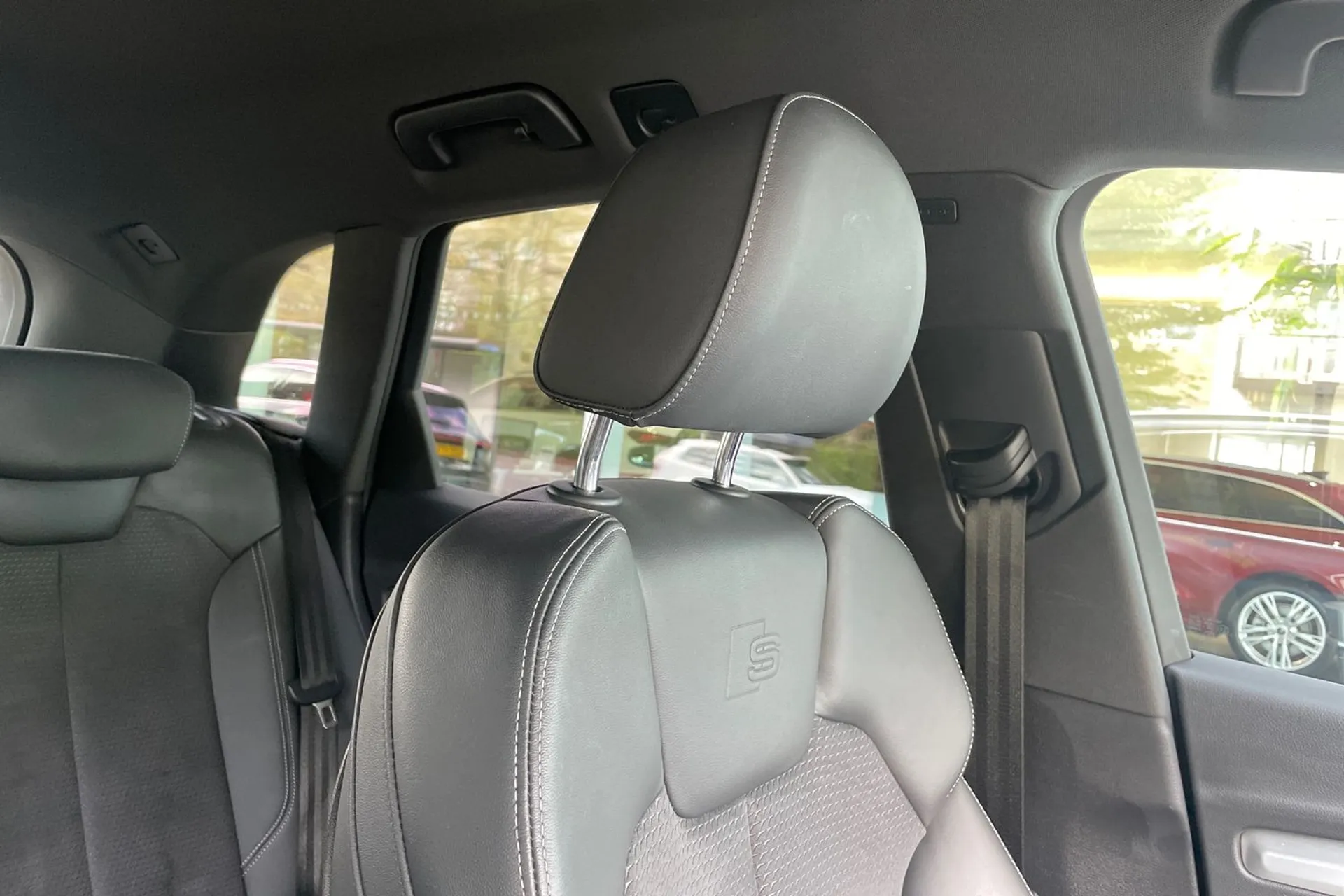 Audi Q5 thumbnail image number 46