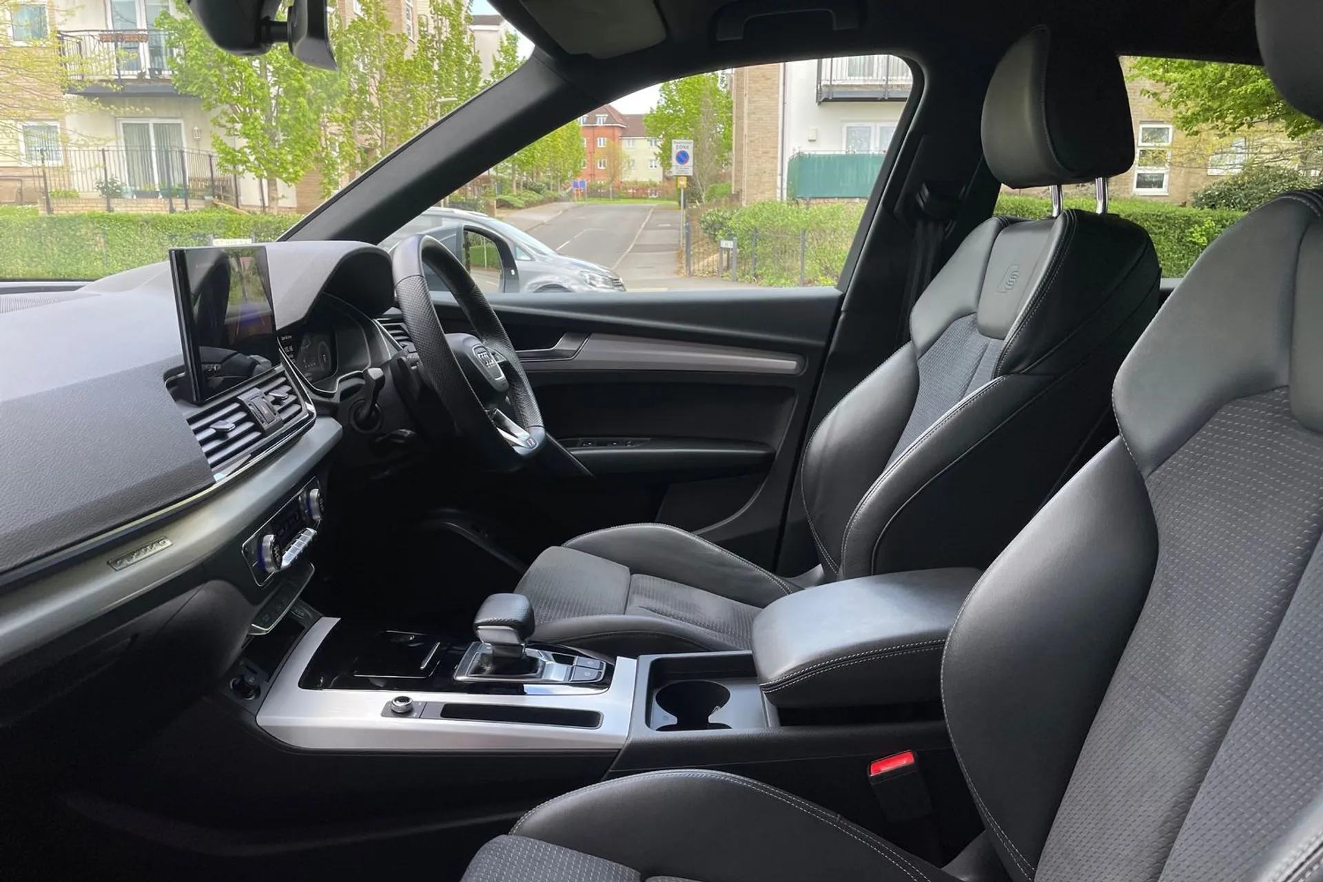 Audi Q5 thumbnail image number 27