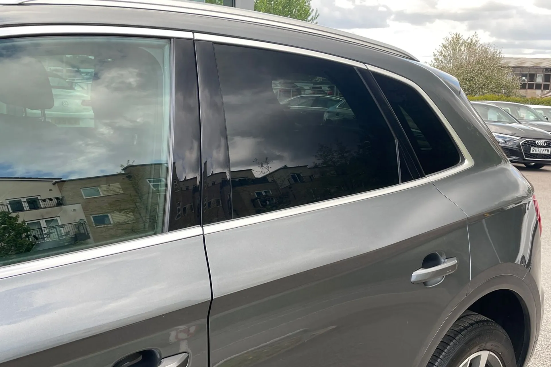 Audi Q5 thumbnail image number 12
