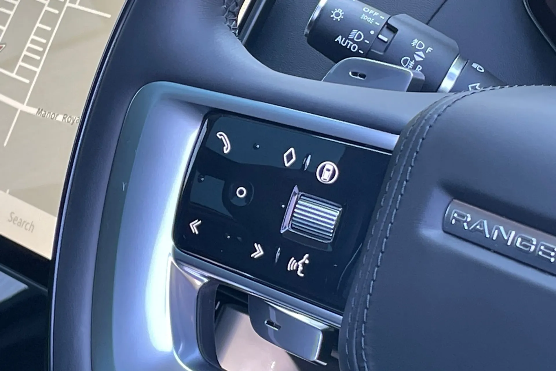 LAND ROVER RANGE ROVER thumbnail image number 56
