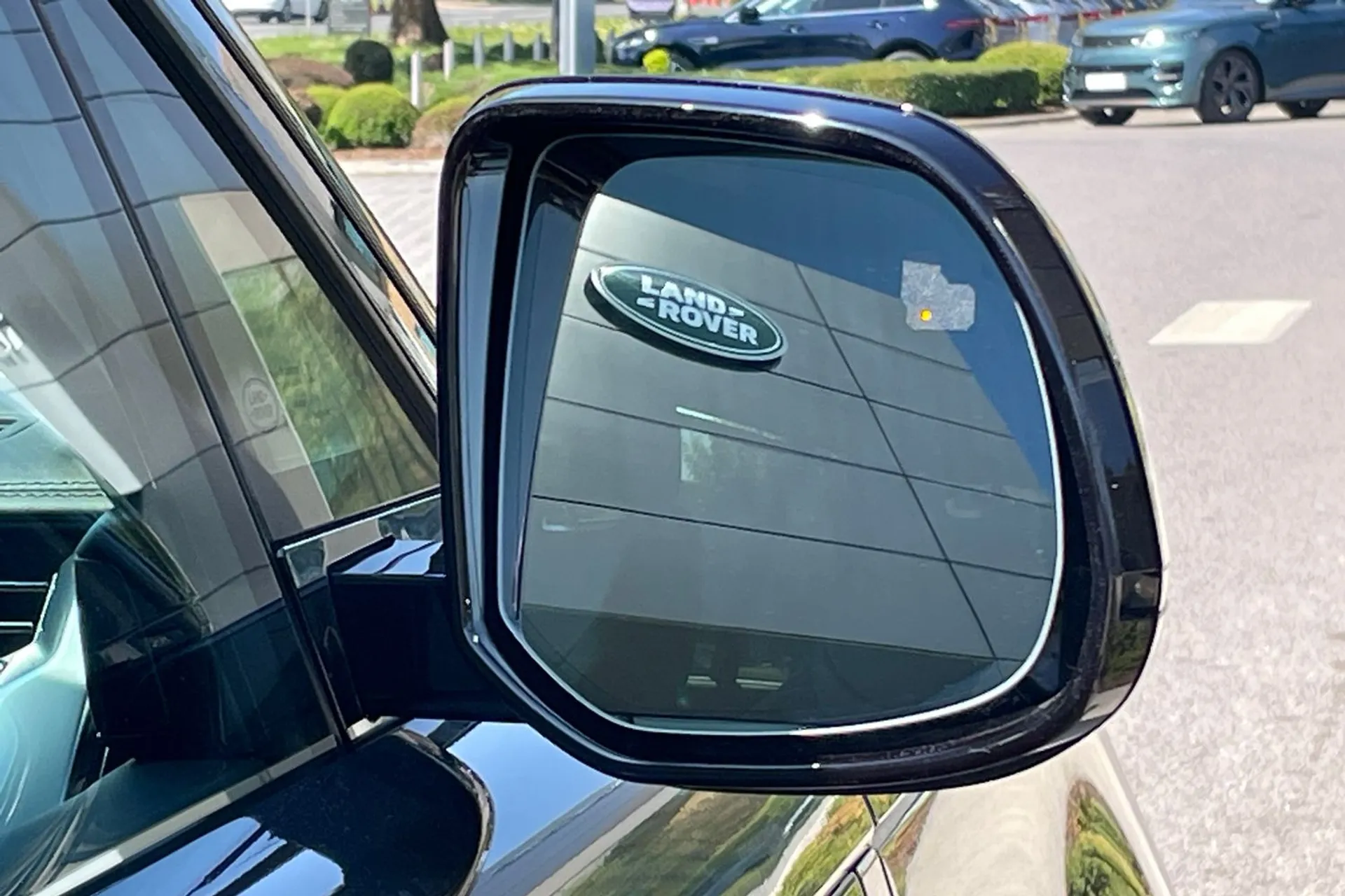 LAND ROVER RANGE ROVER thumbnail image number 20