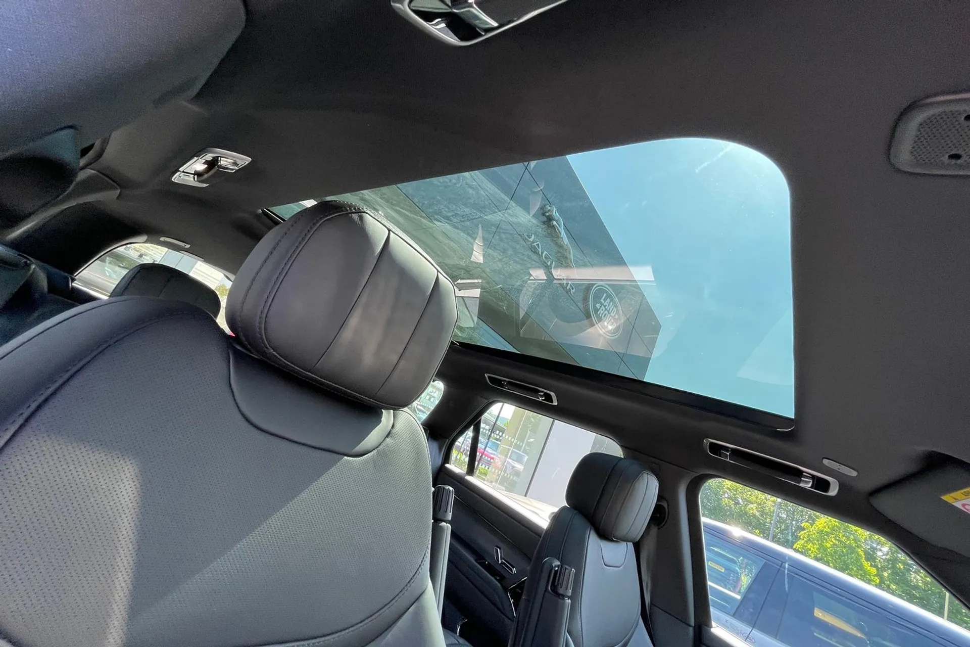 LAND ROVER RANGE ROVER SPORT thumbnail image number 33