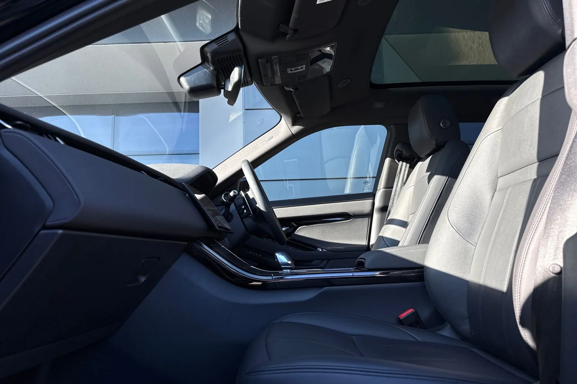 LAND ROVER RANGE ROVER EVOQUE thumbnail image number 49