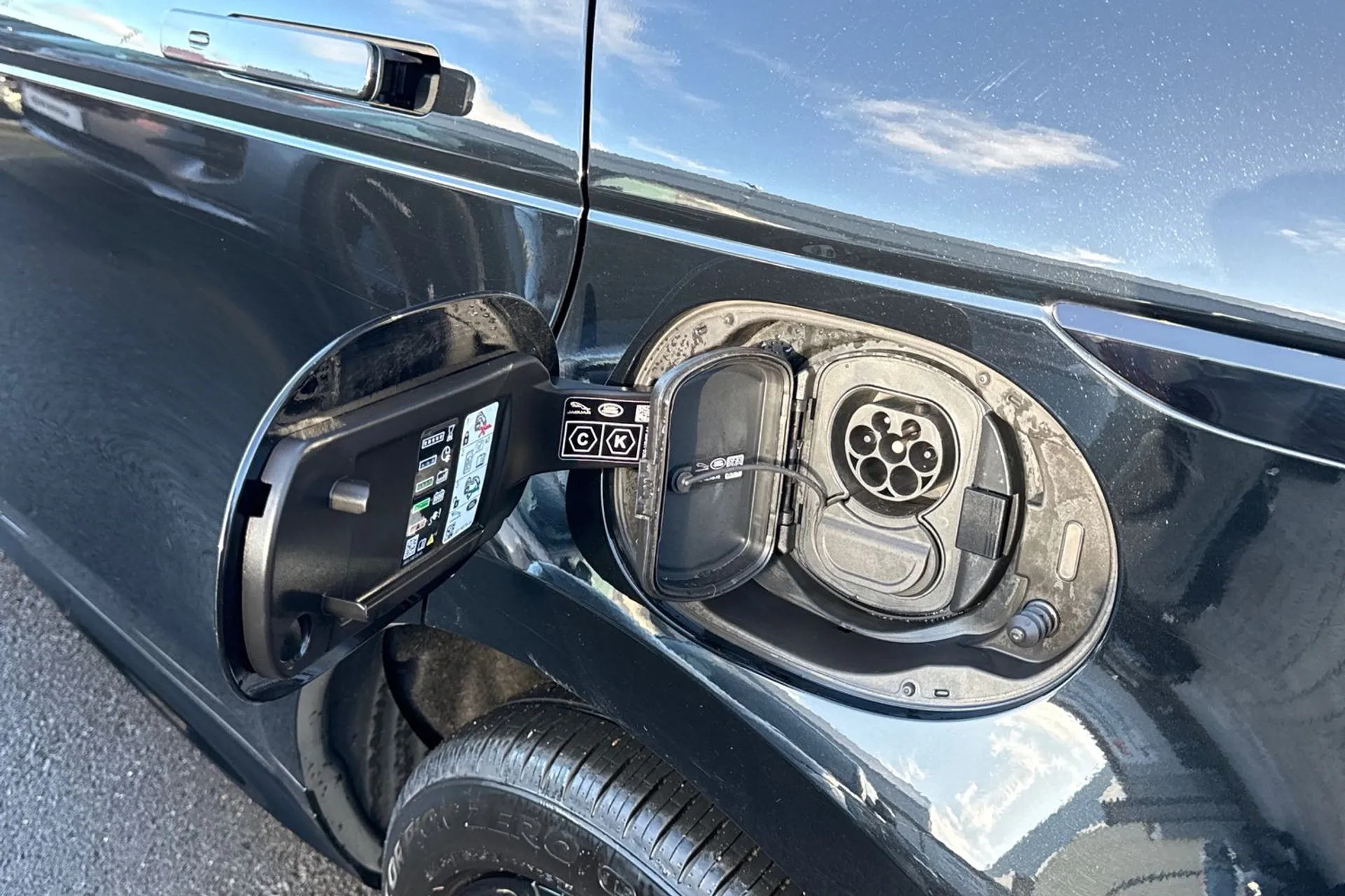 LAND ROVER RANGE ROVER EVOQUE thumbnail image number 44