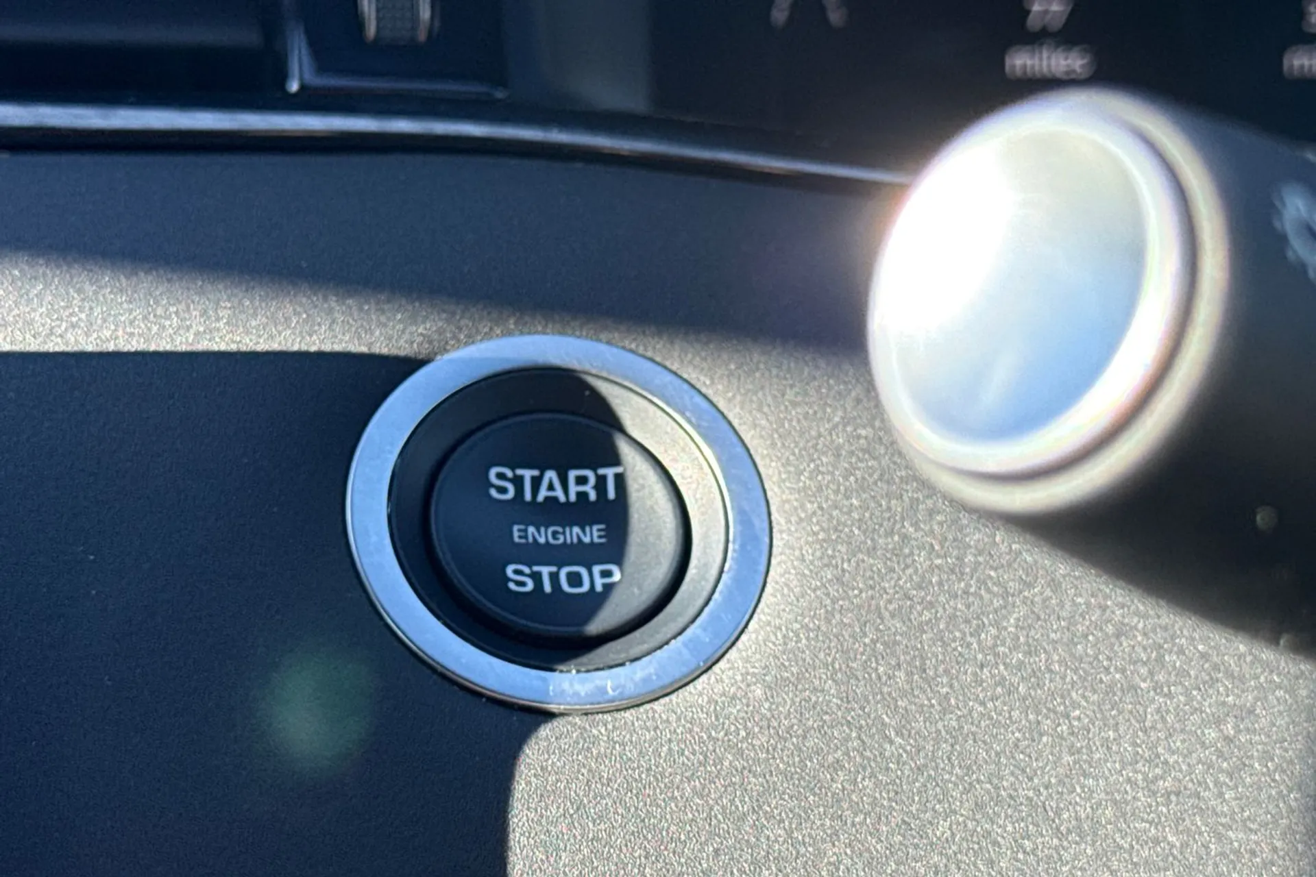 LAND ROVER RANGE ROVER EVOQUE thumbnail image number 57