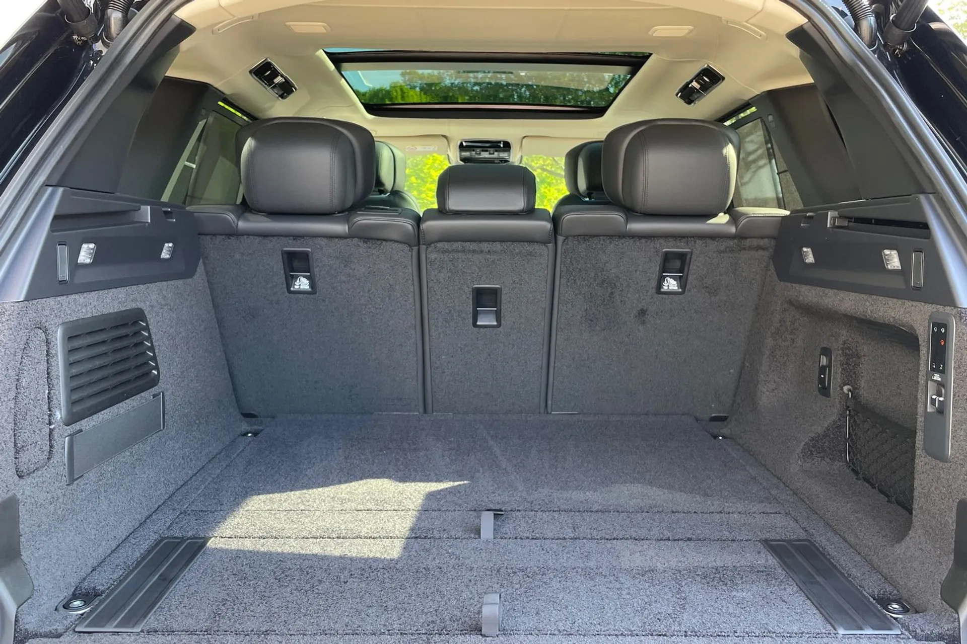 LAND ROVER RANGE ROVER thumbnail image number 30