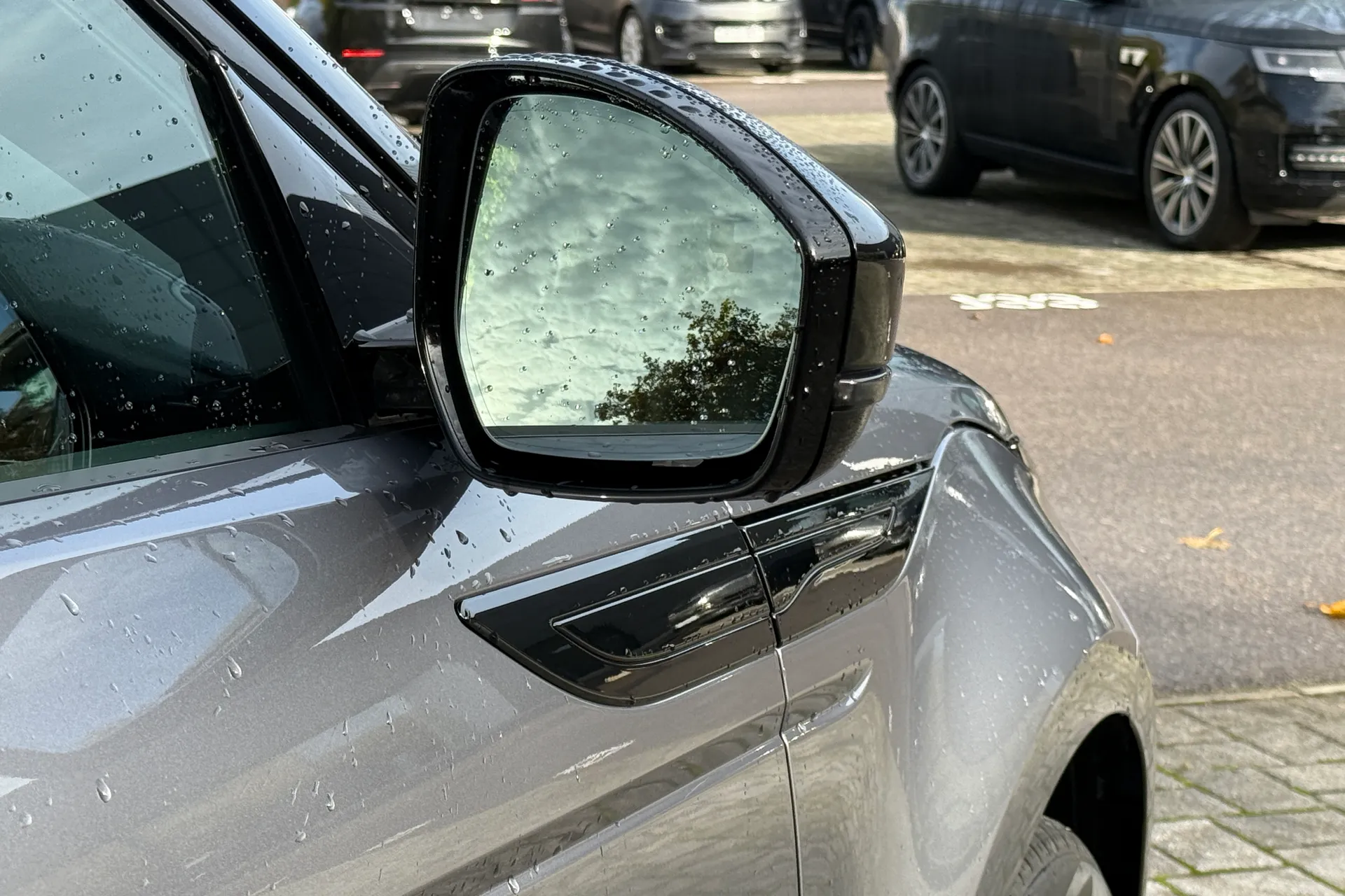 LAND ROVER RANGE ROVER EVOQUE thumbnail image number 12