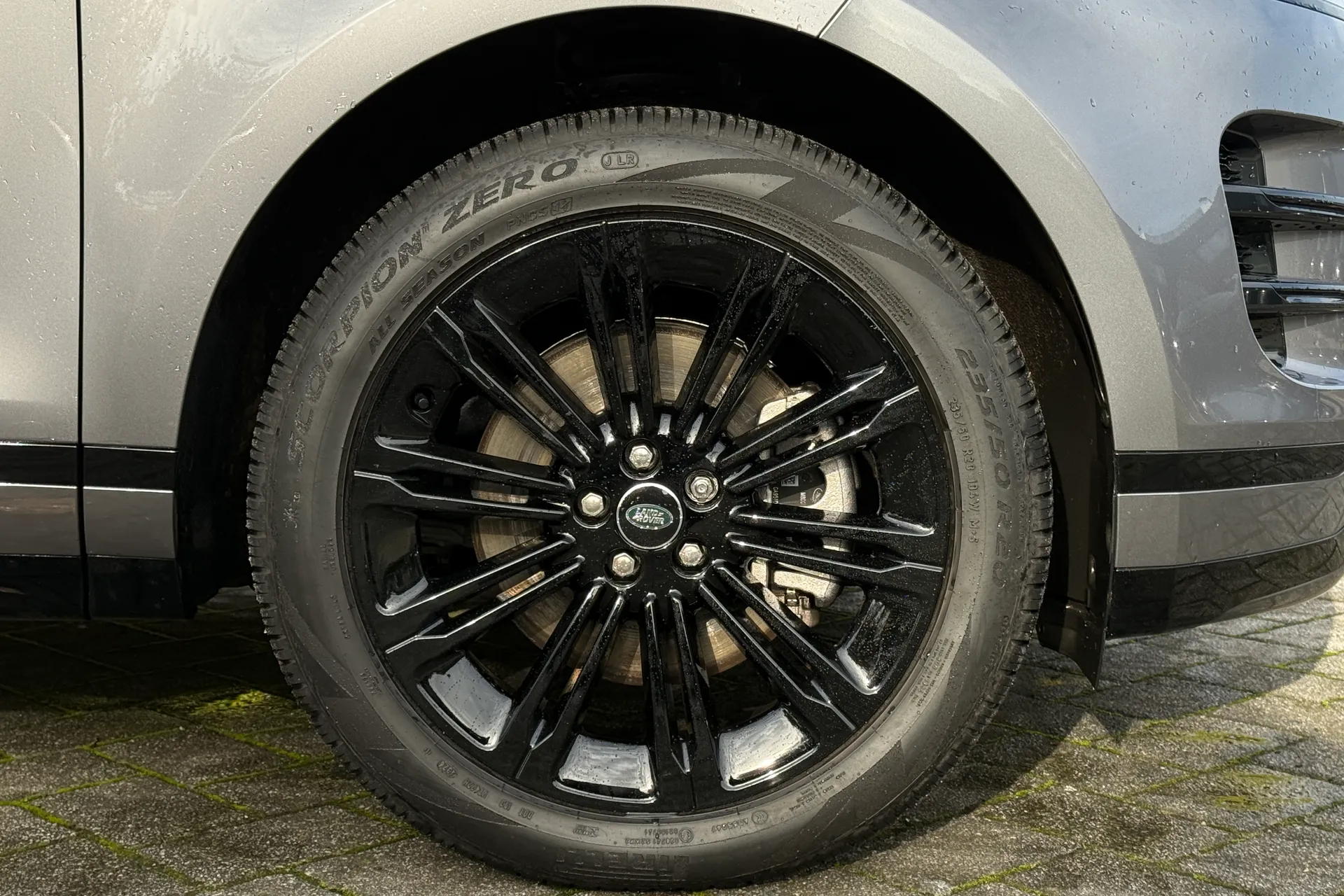 LAND ROVER RANGE ROVER EVOQUE thumbnail image number 19