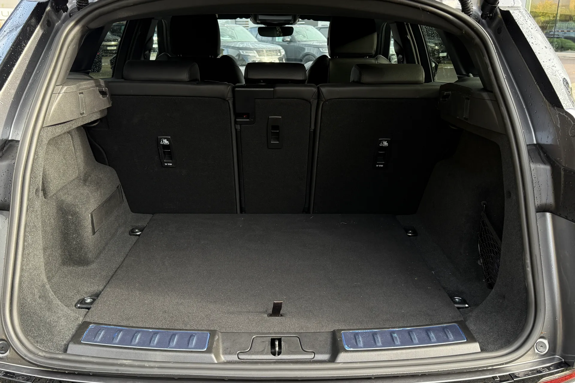 LAND ROVER RANGE ROVER EVOQUE thumbnail image number 29