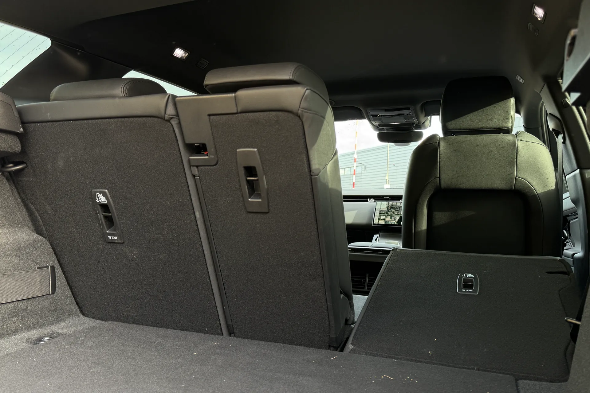 LAND ROVER RANGE ROVER EVOQUE thumbnail image number 30