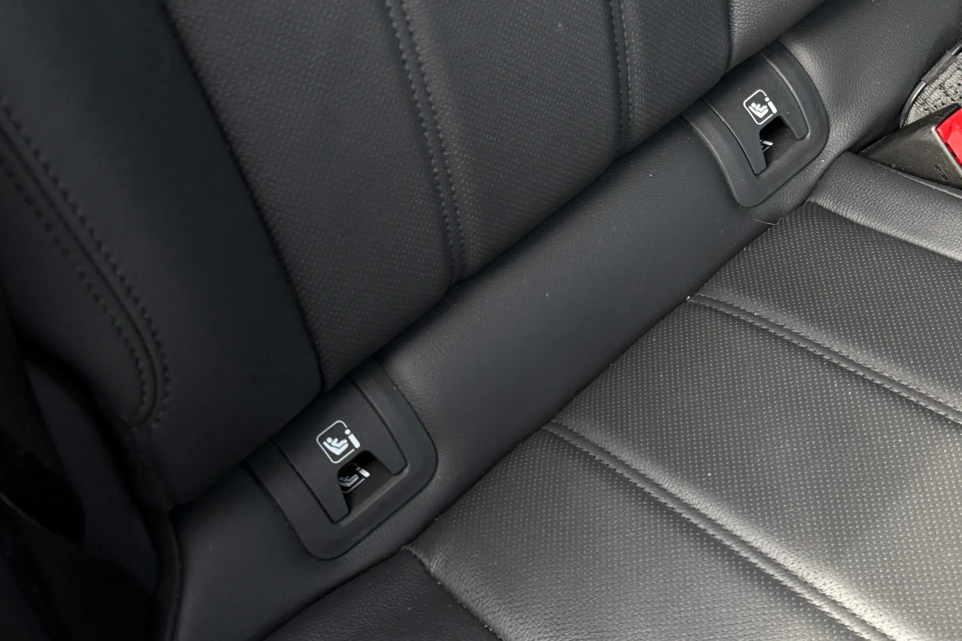 LAND ROVER RANGE ROVER EVOQUE thumbnail image number 34