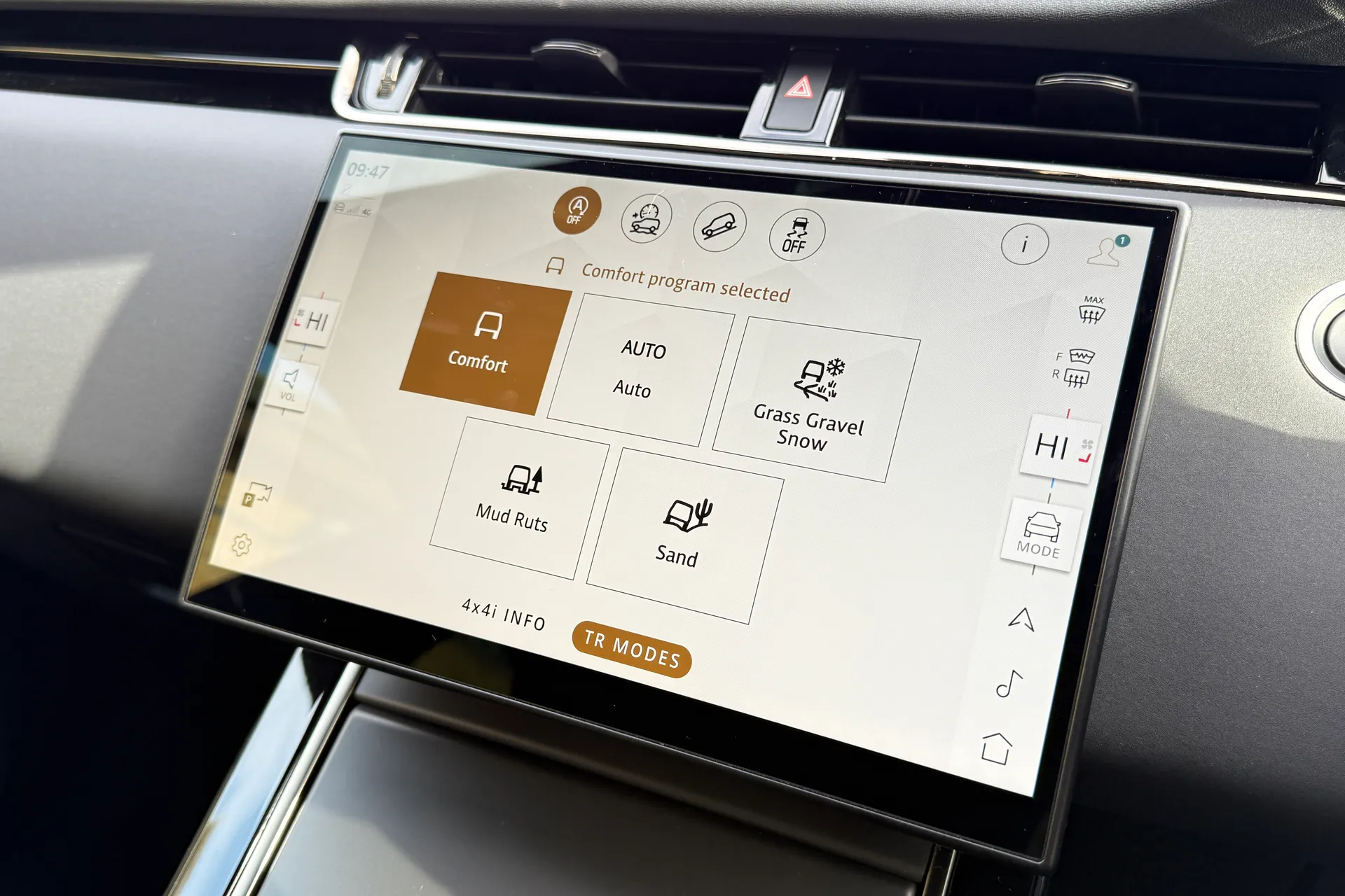 LAND ROVER RANGE ROVER EVOQUE thumbnail image number 51