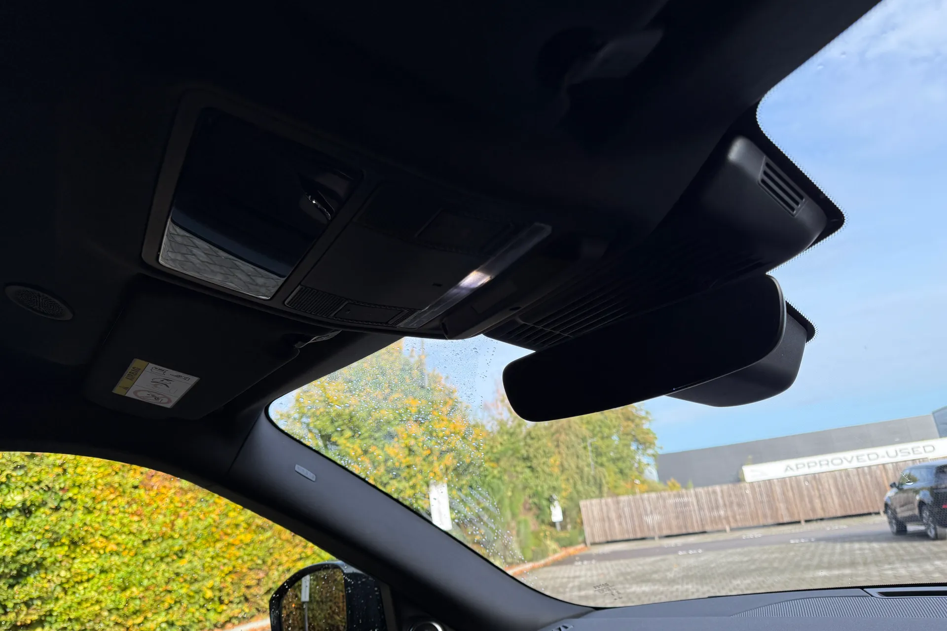 LAND ROVER RANGE ROVER EVOQUE thumbnail image number 24