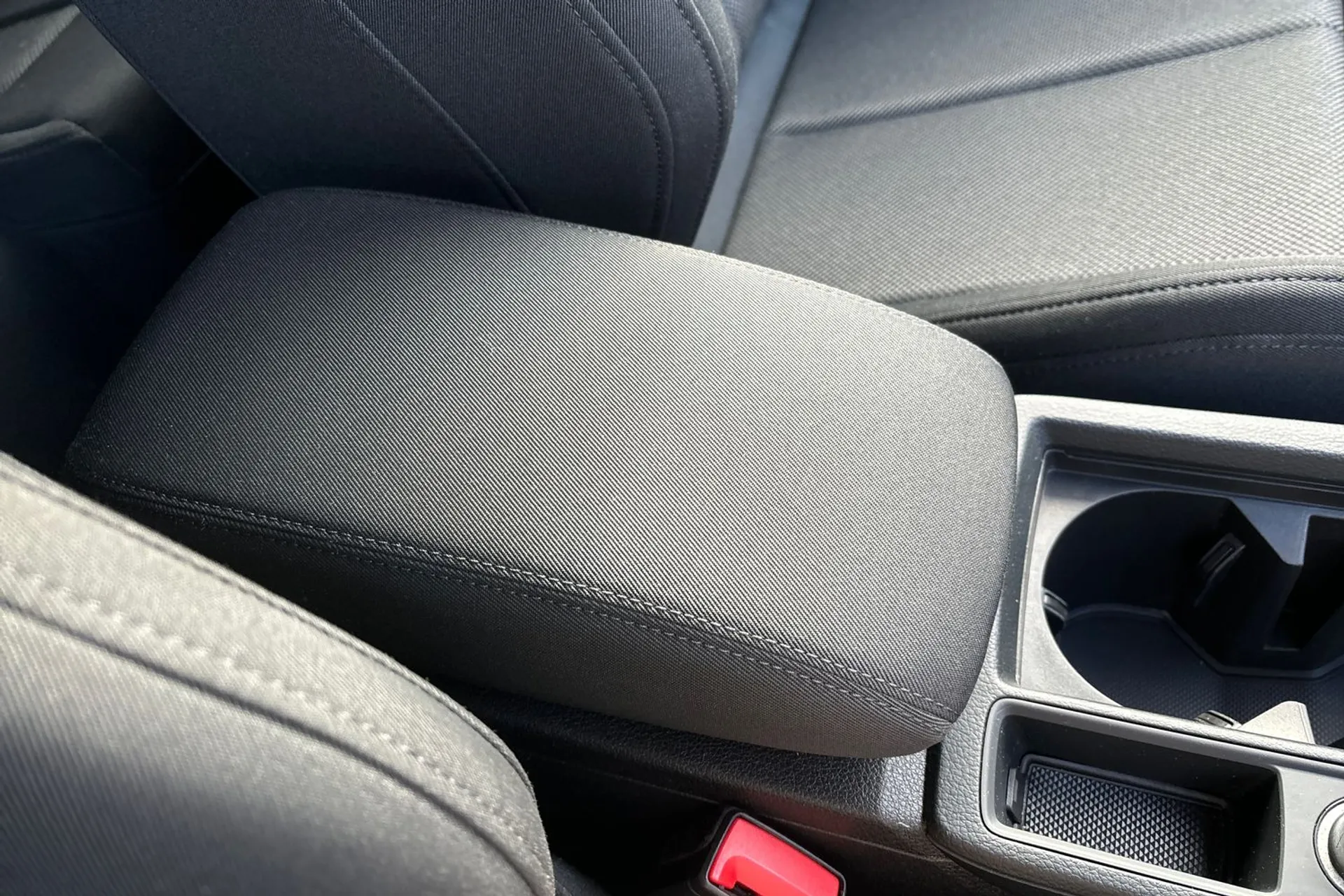 Audi Q3 thumbnail image number 41