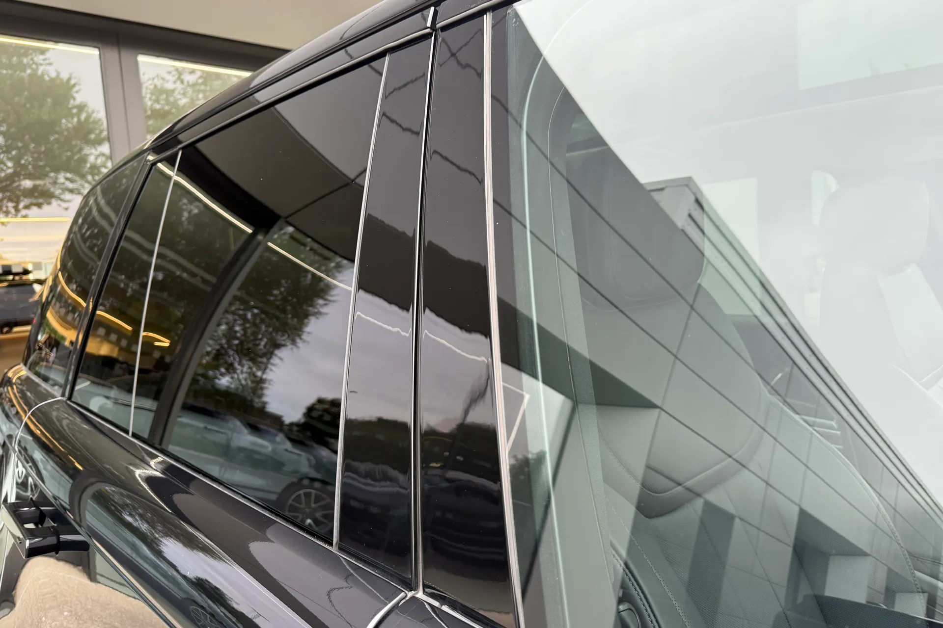 LAND ROVER RANGE ROVER thumbnail image number 27