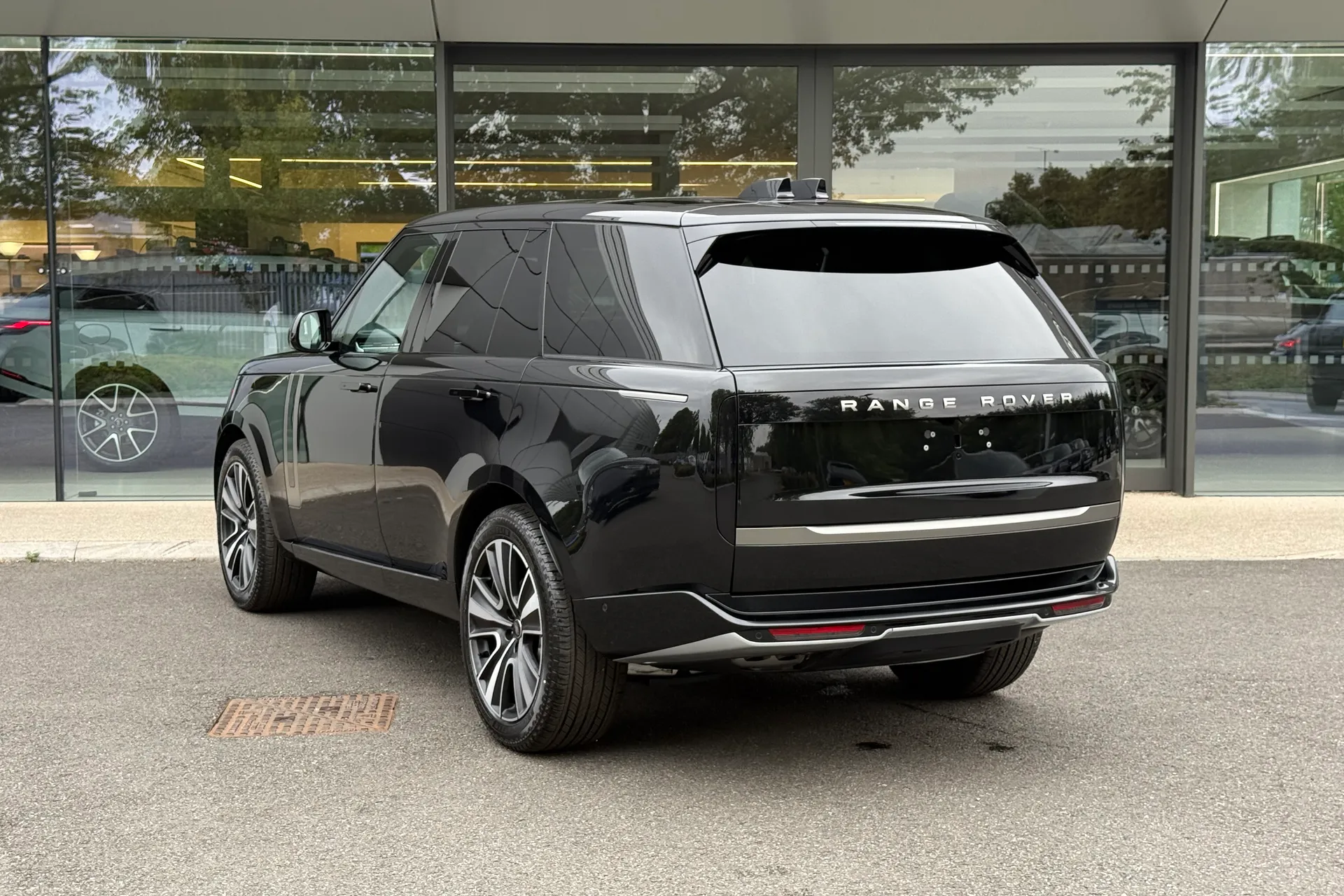 LAND ROVER RANGE ROVER thumbnail image number 63