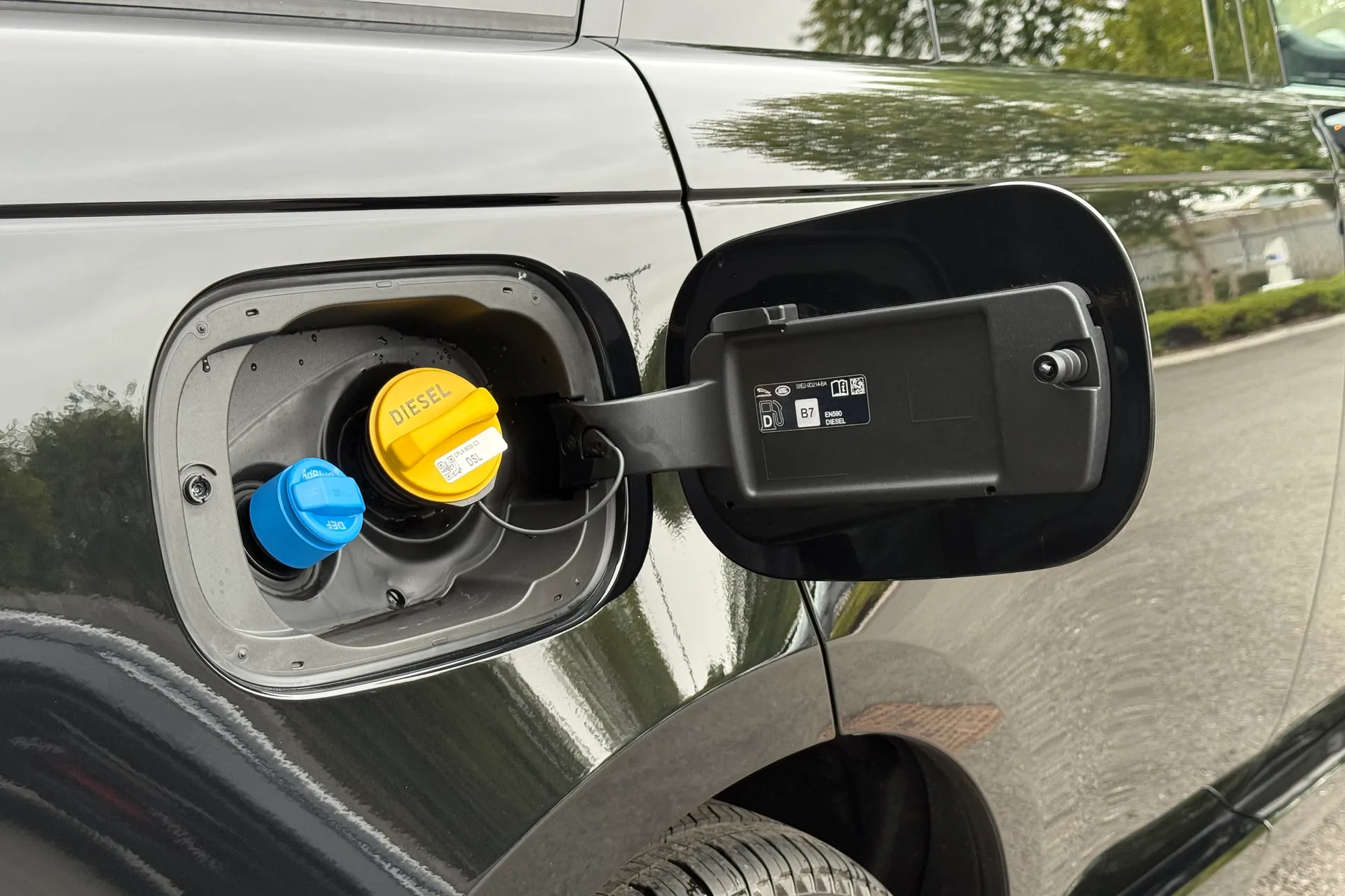 LAND ROVER RANGE ROVER thumbnail image number 43