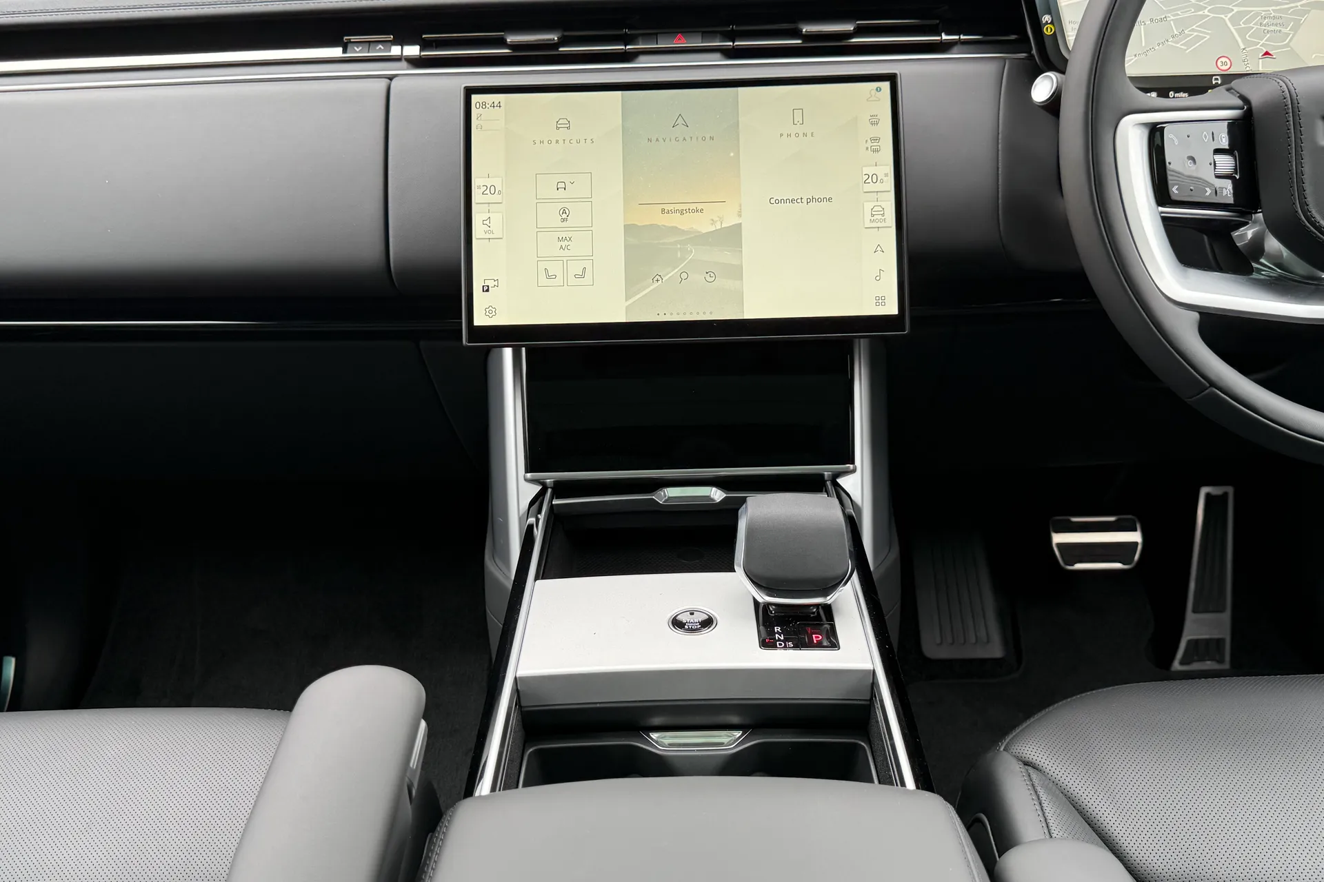 LAND ROVER RANGE ROVER thumbnail image number 15