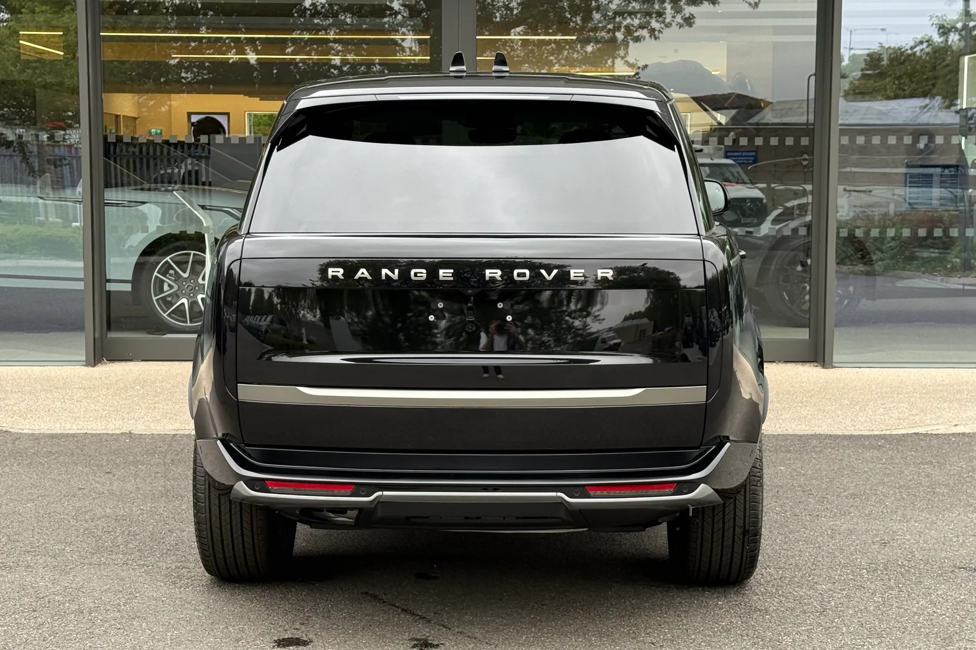 LAND ROVER RANGE ROVER thumbnail image number 8