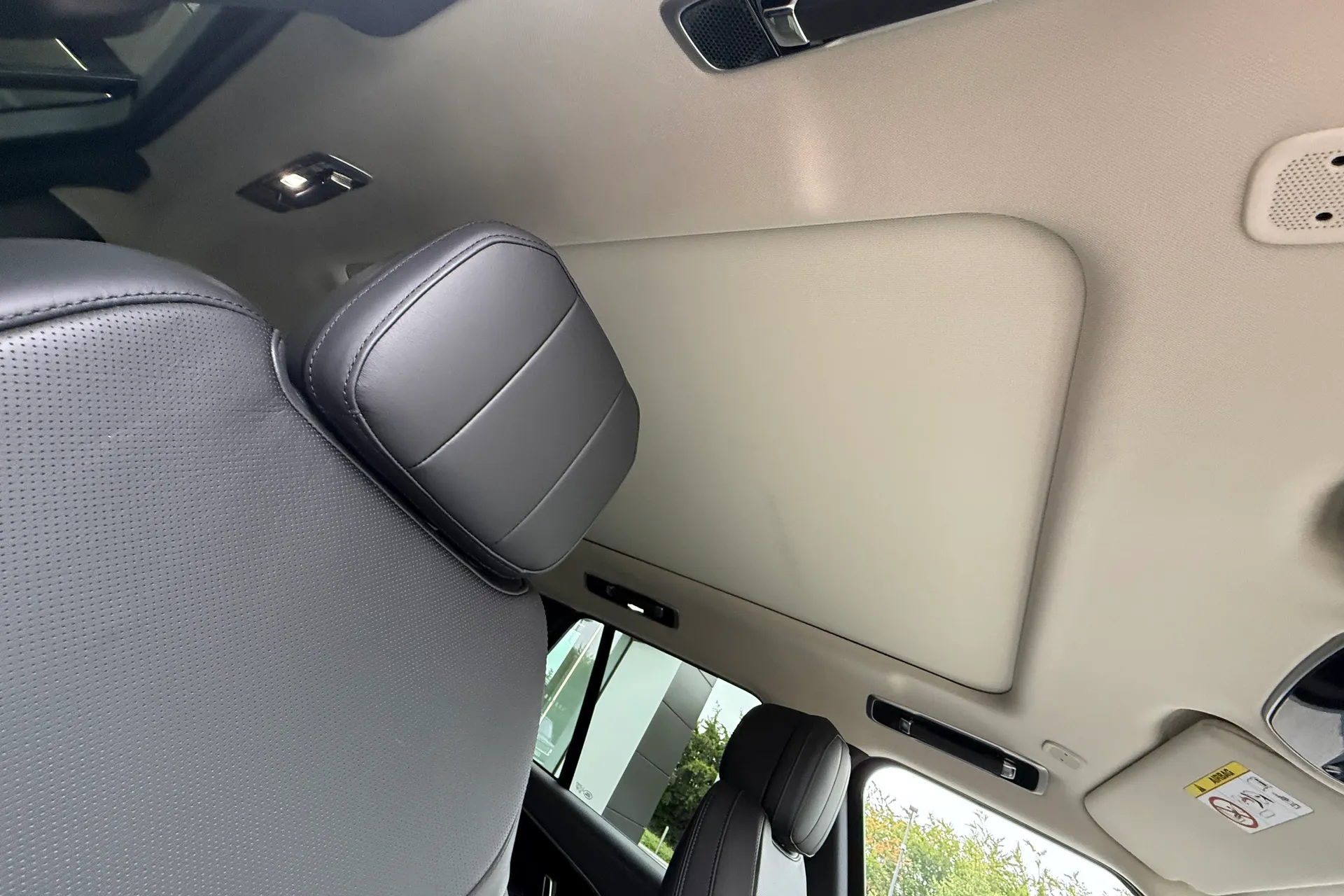 LAND ROVER RANGE ROVER thumbnail image number 39