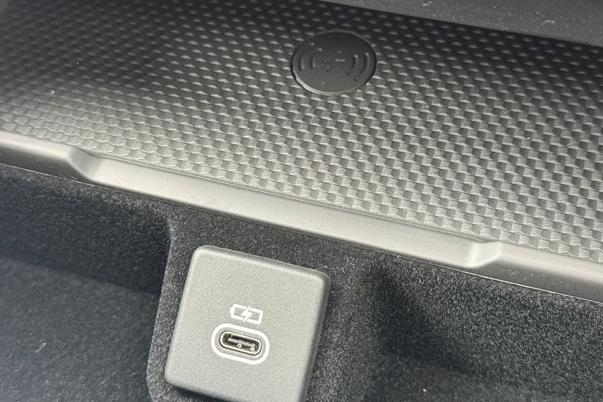 LAND ROVER RANGE ROVER thumbnail image number 23