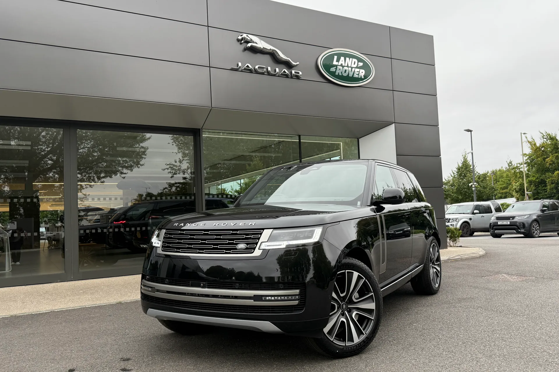 LAND ROVER RANGE ROVER thumbnail image number 31