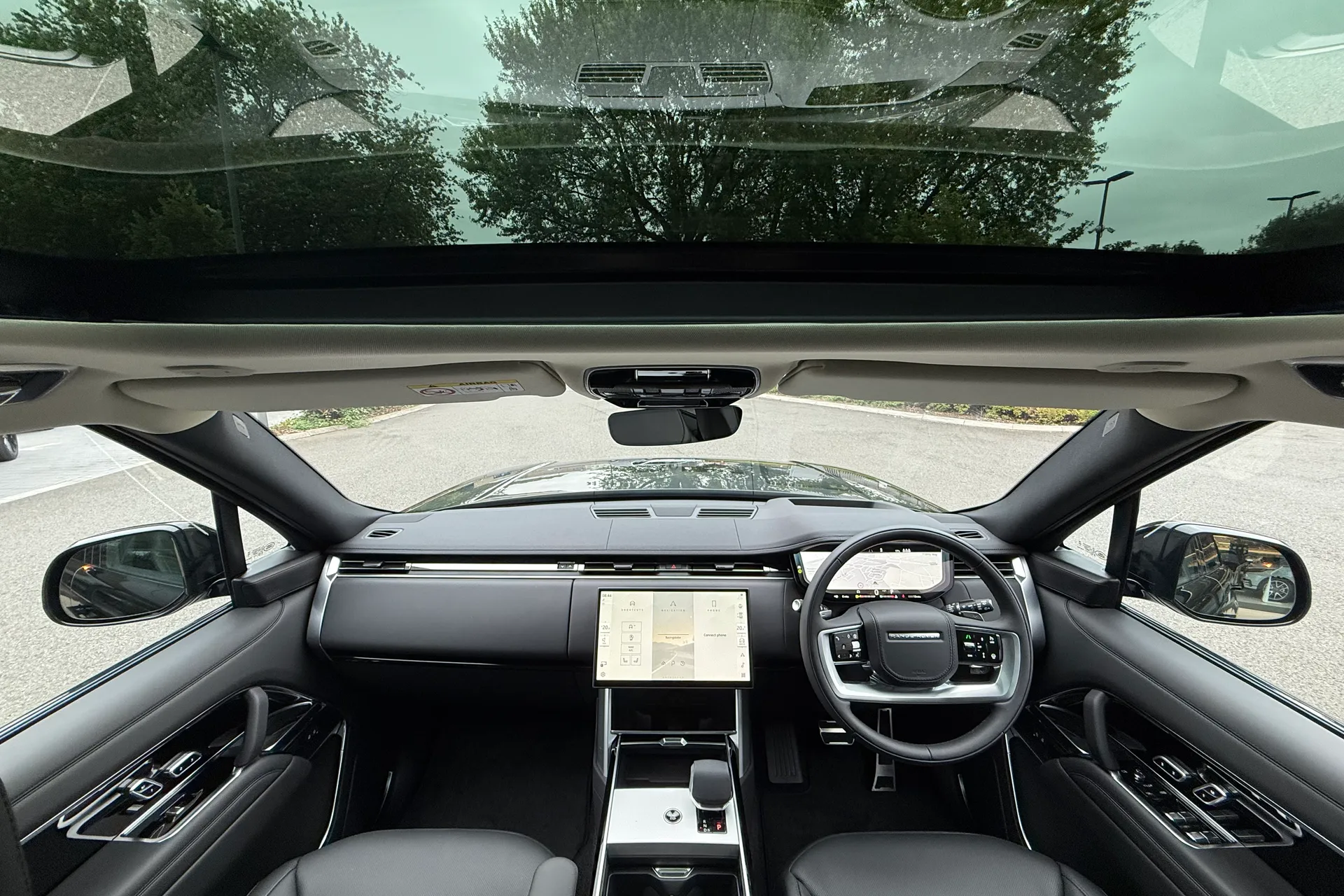 LAND ROVER RANGE ROVER thumbnail image number 3