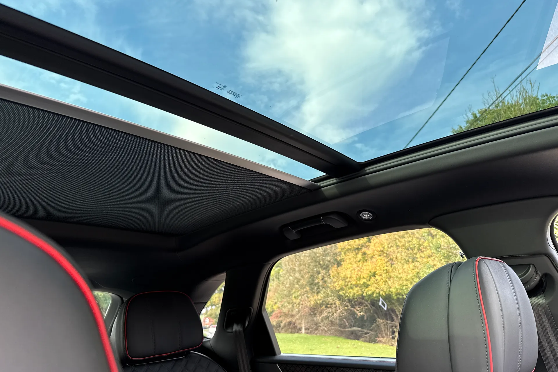 Bentley BENTAYGA thumbnail image number 47