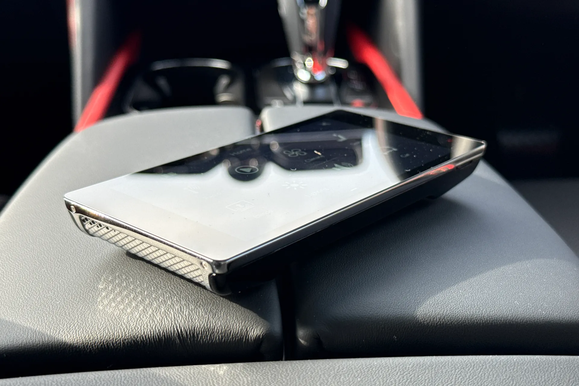 Bentley BENTAYGA thumbnail image number 36