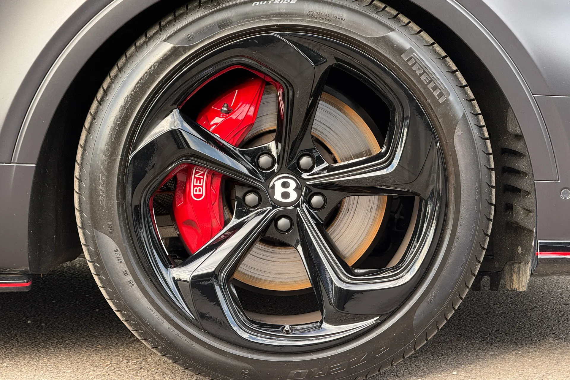 Bentley BENTAYGA thumbnail image number 20