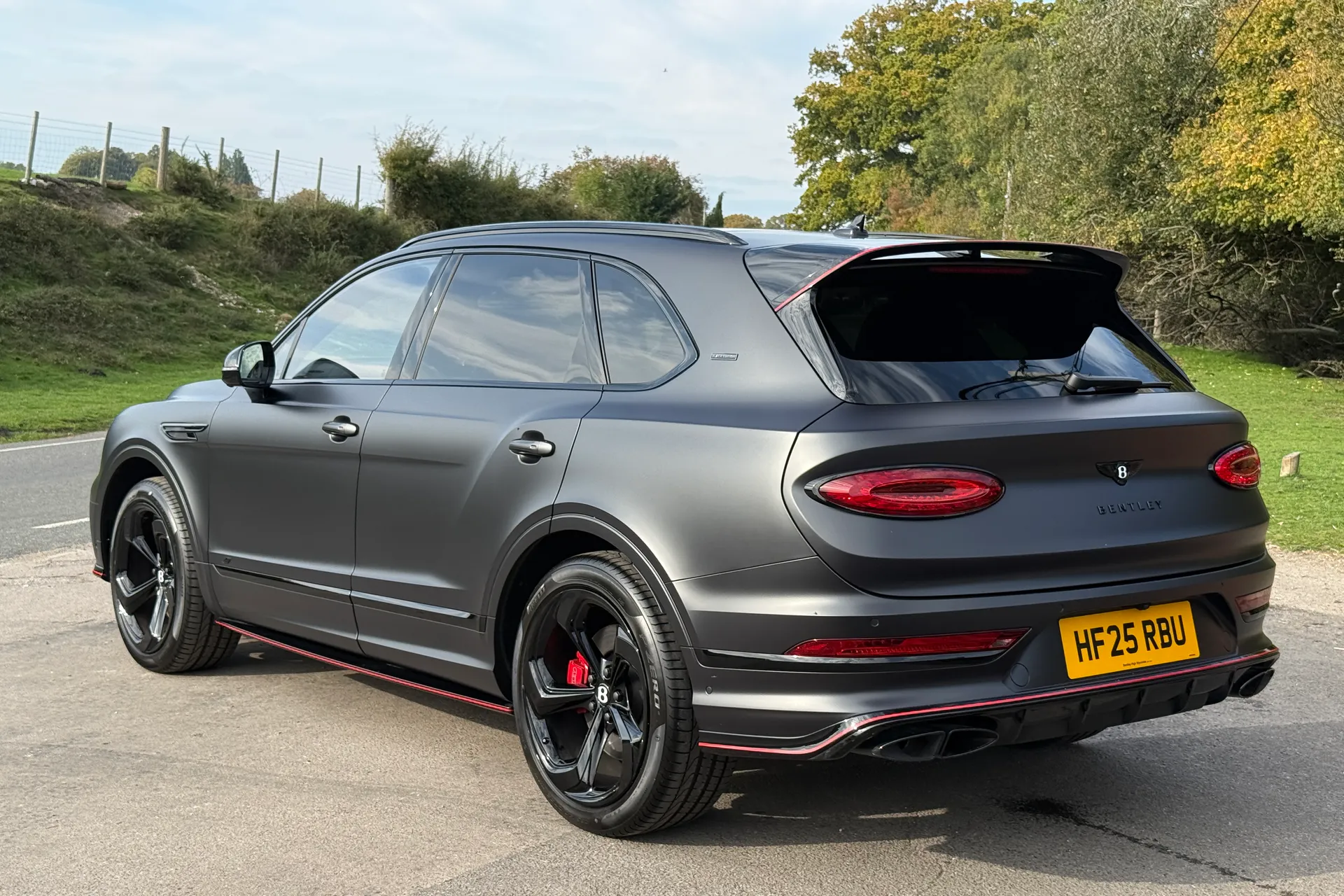 Bentley BENTAYGA thumbnail image number 6