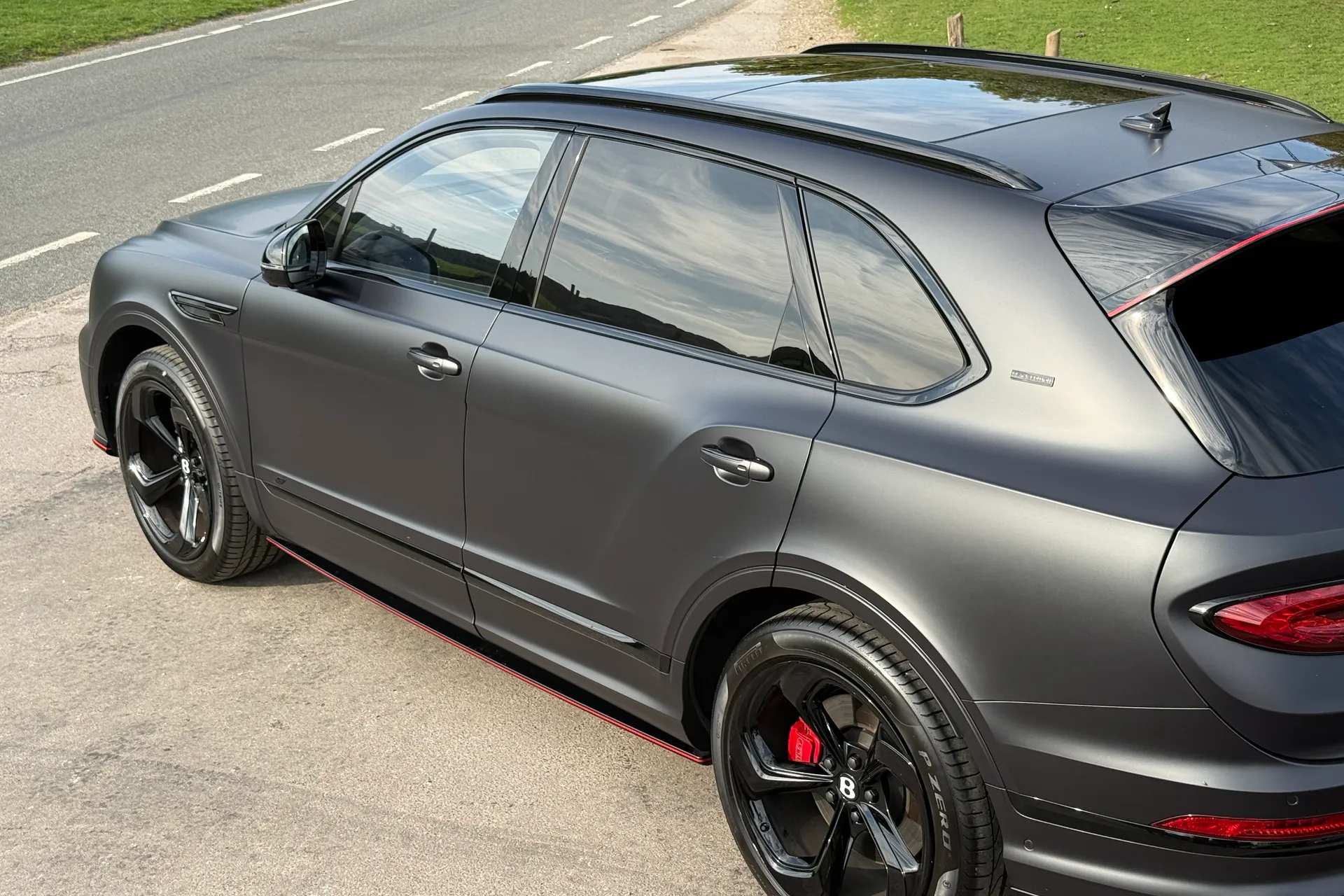 Bentley BENTAYGA thumbnail image number 28