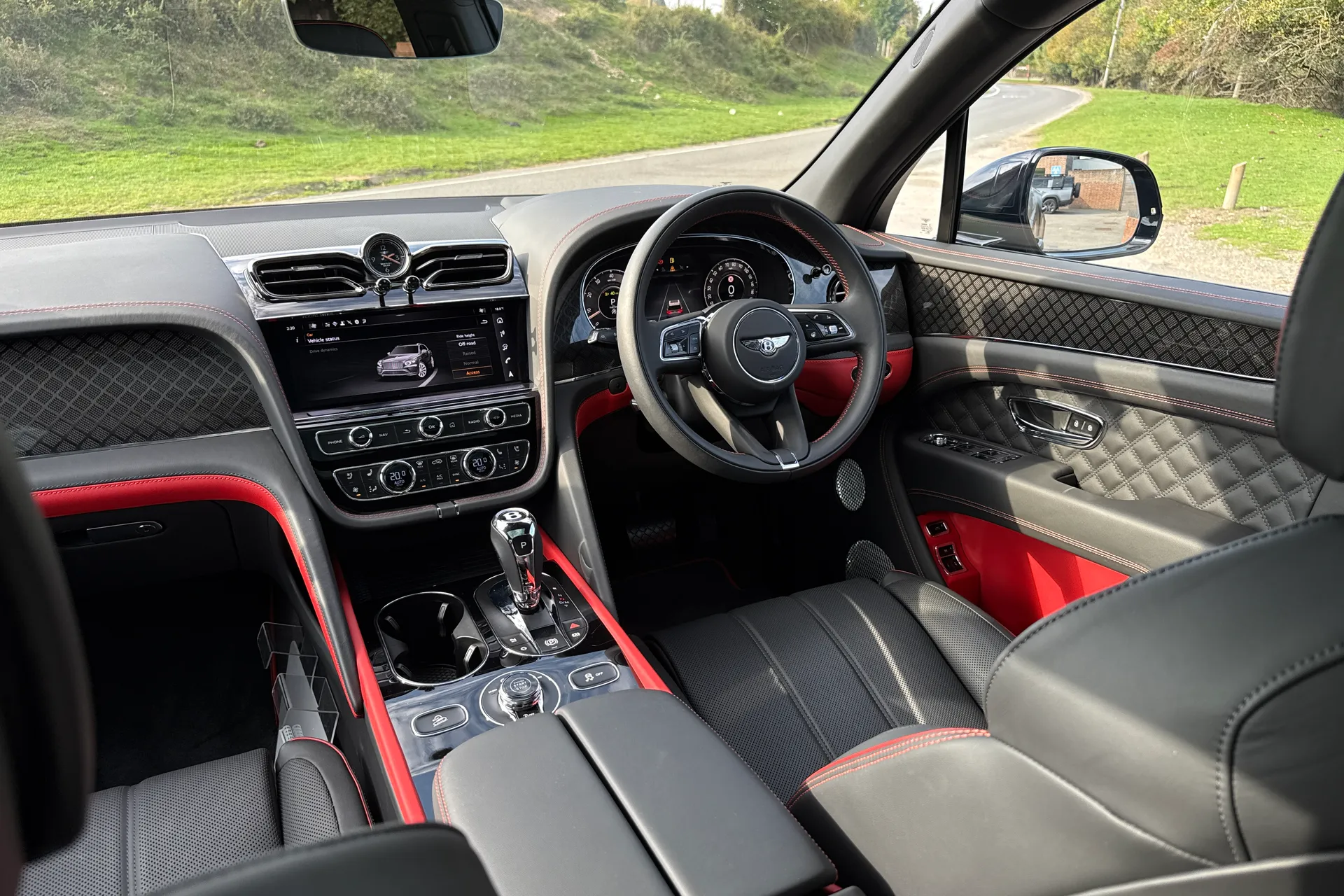 Bentley BENTAYGA thumbnail image number 5