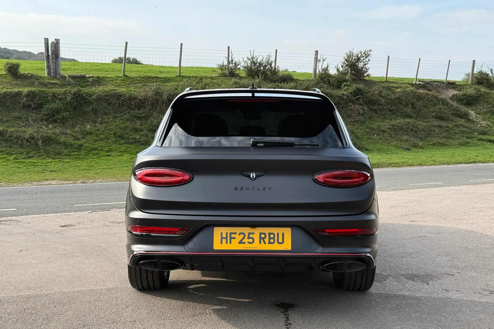 Bentley BENTAYGA thumbnail image number 27