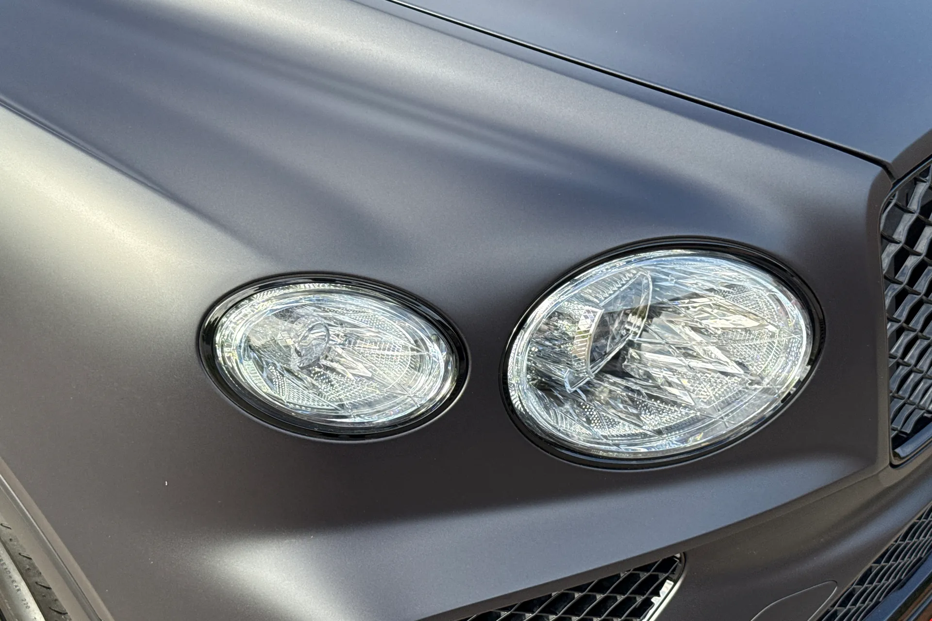 Bentley BENTAYGA thumbnail image number 54