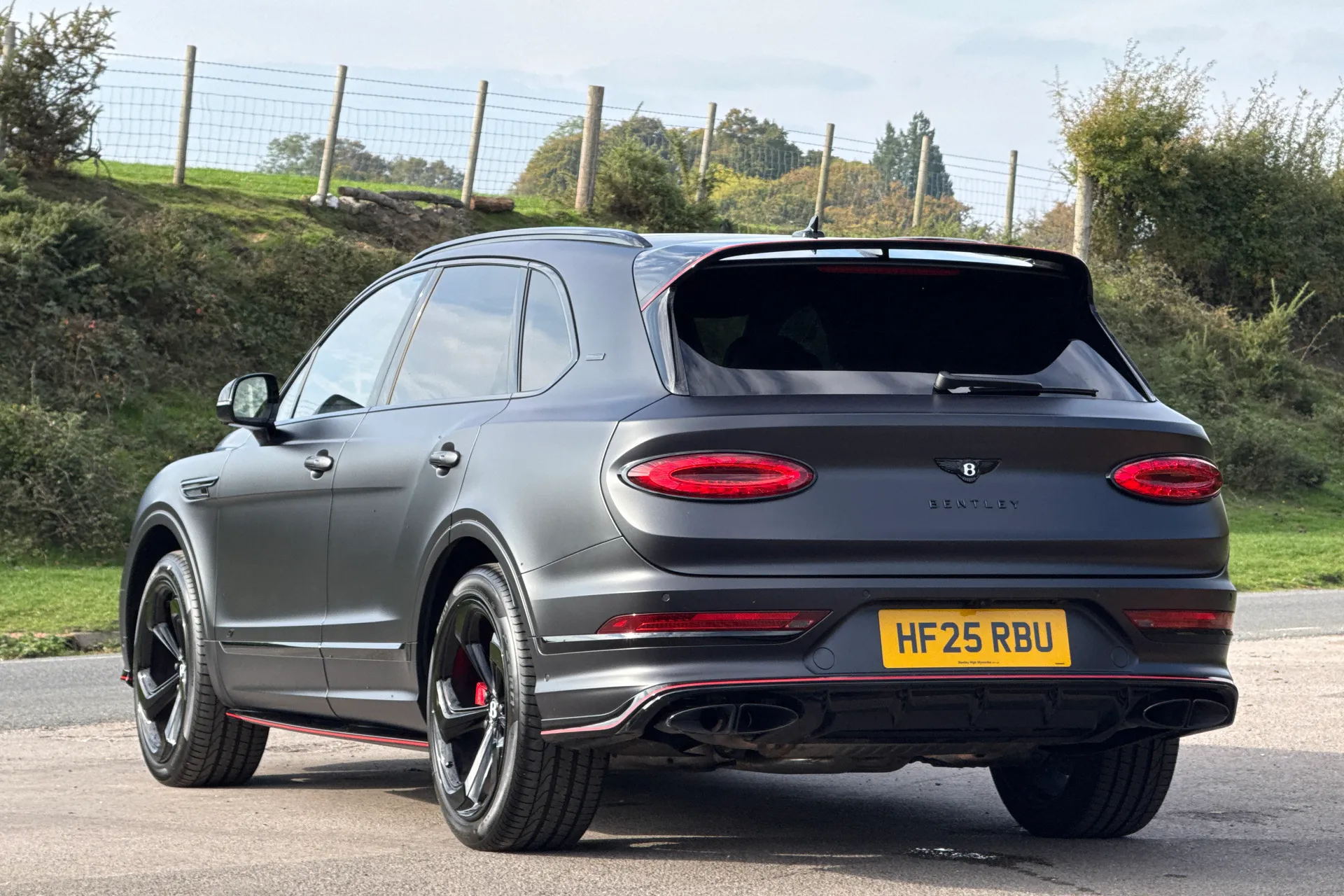 Bentley BENTAYGA thumbnail image number 45